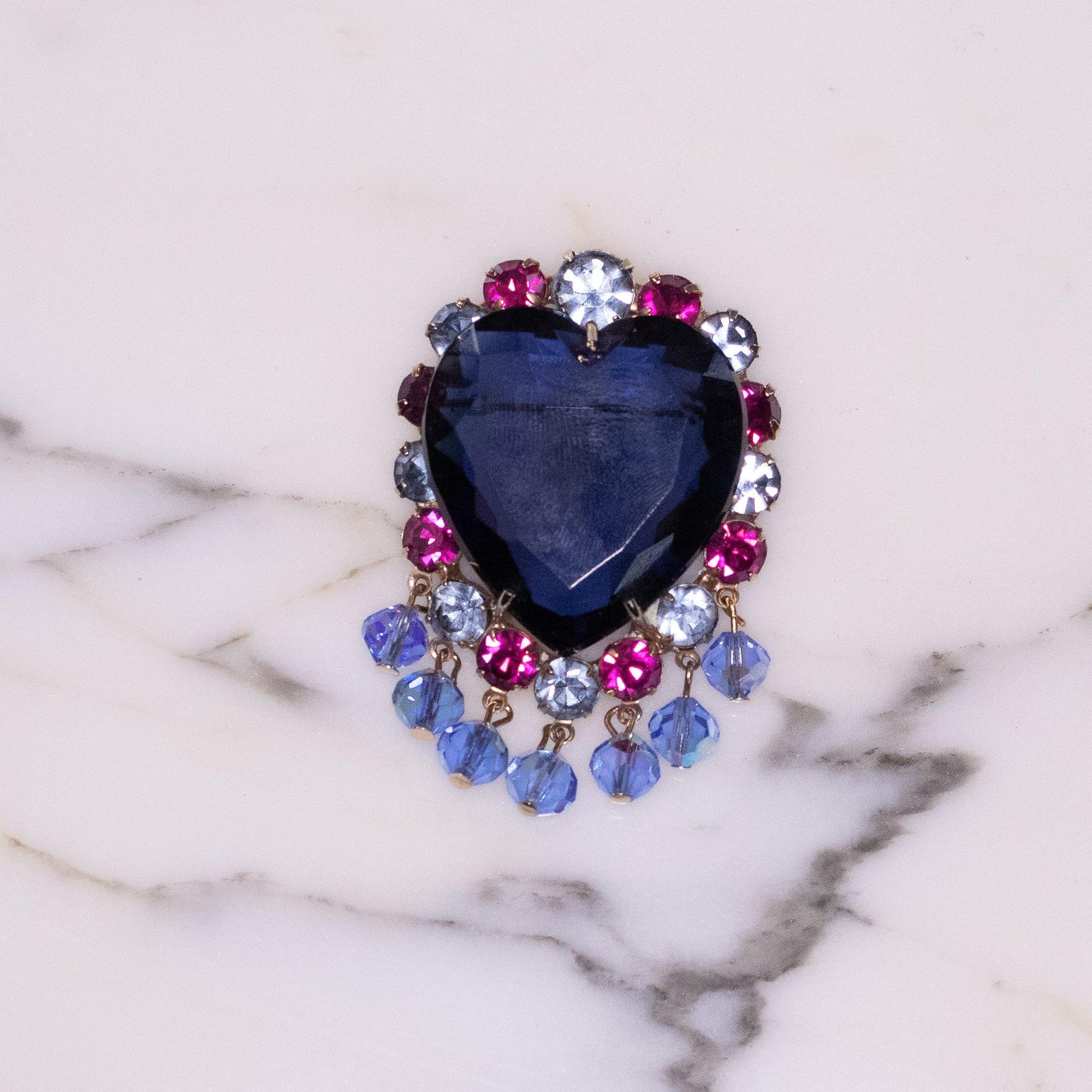 Vintage Heart Shaped Sapphire Crystal Pink and Blue Rhinestone Brooch by Unsigned - Vintage Meet Modern Vintage Jewelry - Chicago, Illinois - #oldhollywoodglamour #vintagemeetmodern #designervintage #jewelrybox #antiquejewelry #vintagejewelry