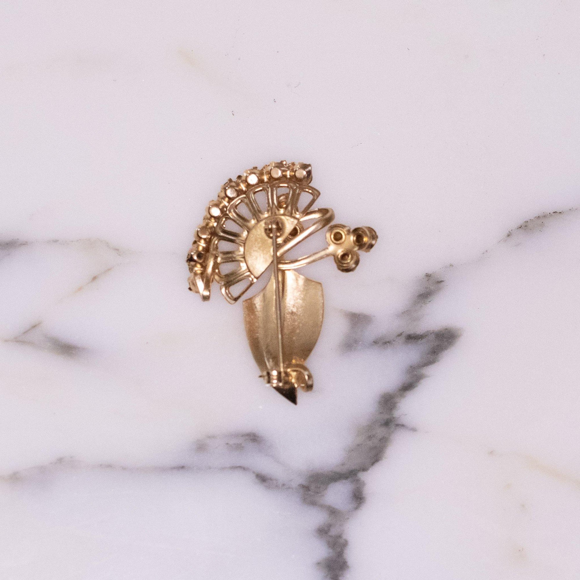 Vintage Gold Filled Pink and Diamante Rhinestone Brooch/Pendant by 1/20 12kt Gold Filled - Vintage Meet Modern Vintage Jewelry - Chicago, Illinois - #oldhollywoodglamour #vintagemeetmodern #designervintage #jewelrybox #antiquejewelry #vintagejewelry