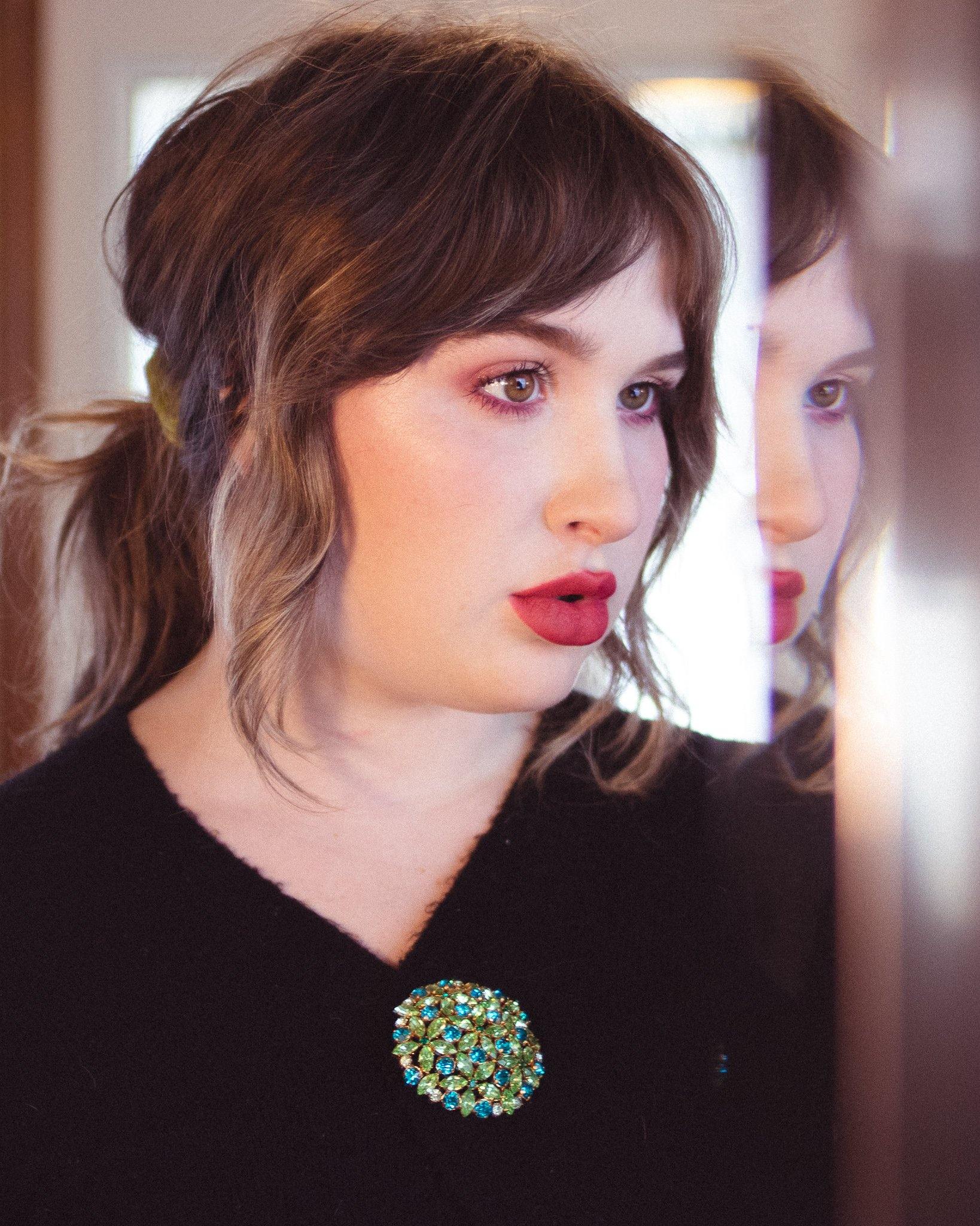 Vintage Austria Dome Emerald and Turquoise Rhinestone Brooch by Austria - Vintage Meet Modern Vintage Jewelry - Chicago, Illinois - #oldhollywoodglamour #vintagemeetmodern #designervintage #jewelrybox #antiquejewelry #vintagejewelry