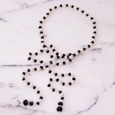 Vintage Jet Crystal and Freshwater Pearl Lariat by Unsigned Beauty - Vintage Meet Modern Vintage Jewelry - Chicago, Illinois - #oldhollywoodglamour #vintagemeetmodern #designervintage #jewelrybox #antiquejewelry #vintagejewelry