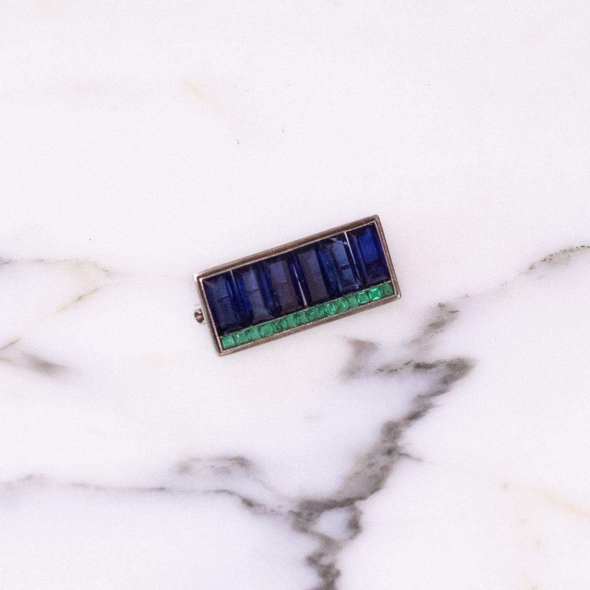 Vintage Art Deco Sterling Silver Rectangle Shaped Sapphire and Emerald Rhinestone Brooch