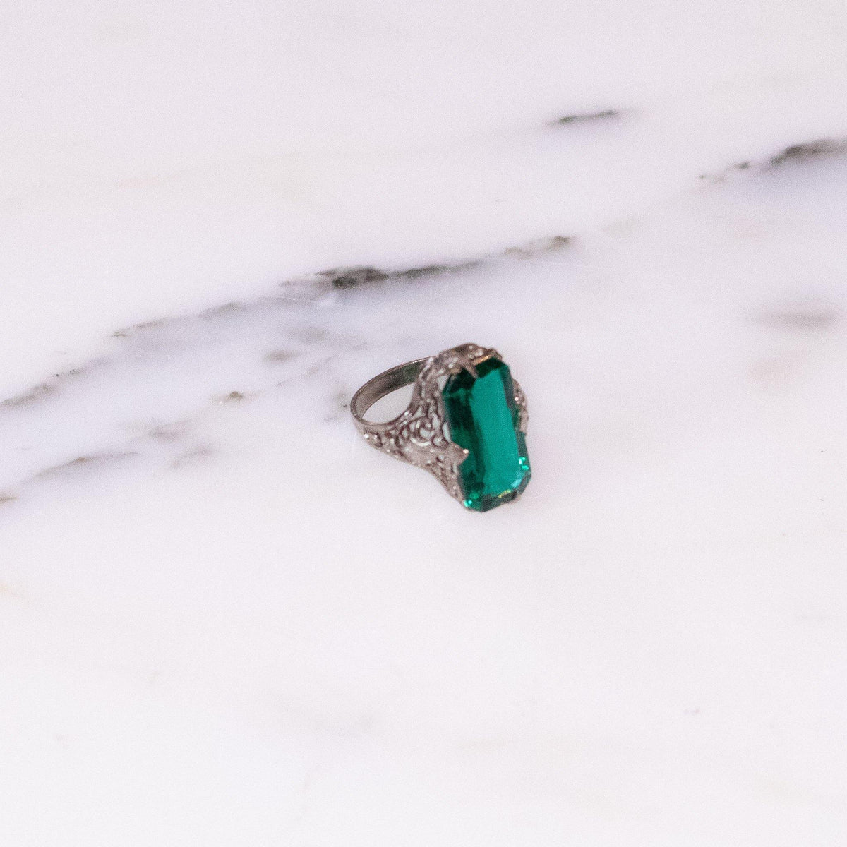 Vintage Edwardian Filigree Emerald Green Crystal Ring