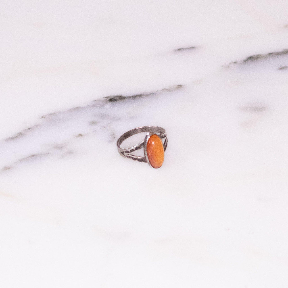 Vintage Dragons Breath Glass Oval Shaped Ring