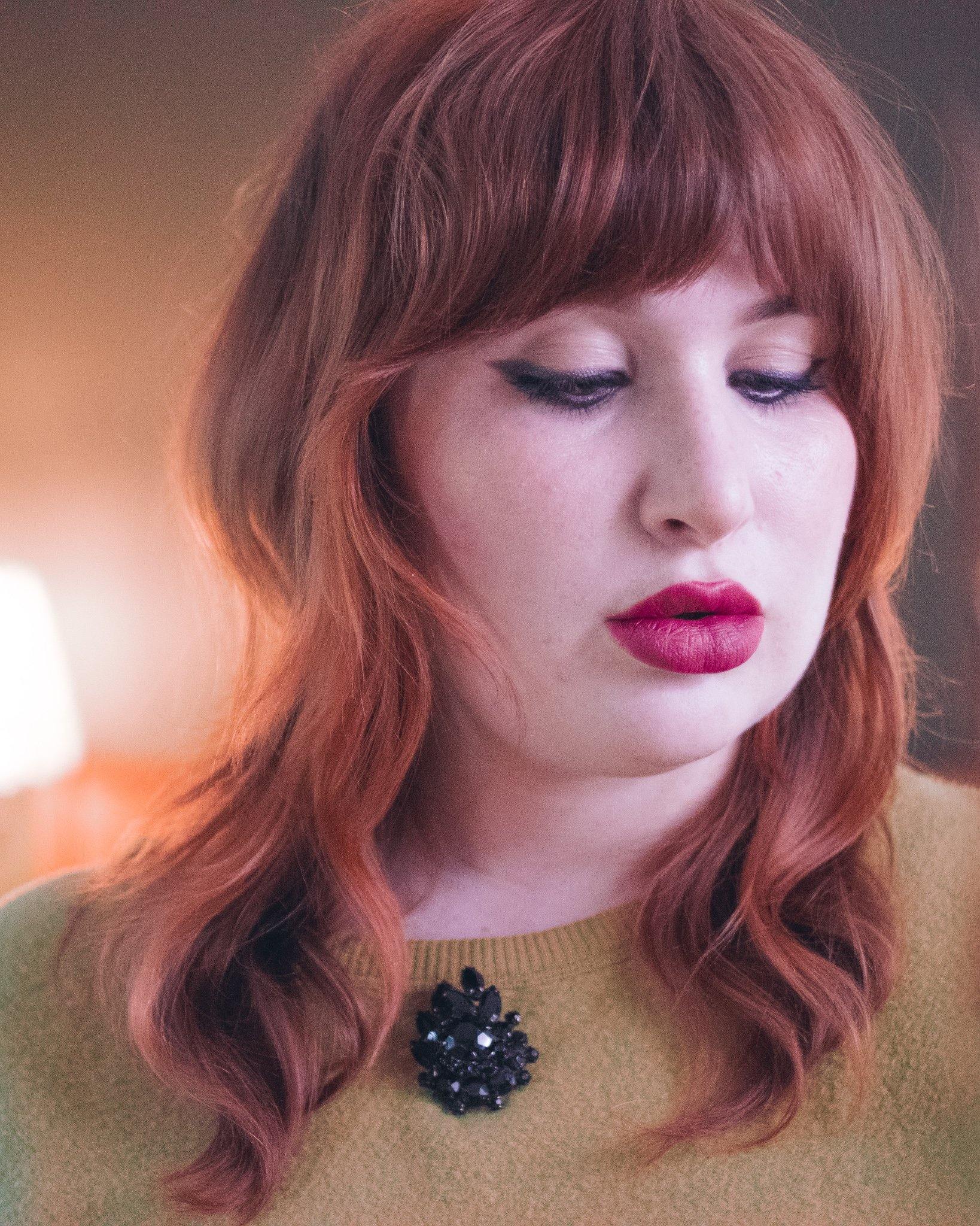 Vintage Small Jet Rhinestone Brooch by Unsigned Beauty - Vintage Meet Modern Vintage Jewelry - Chicago, Illinois - #oldhollywoodglamour #vintagemeetmodern #designervintage #jewelrybox #antiquejewelry #vintagejewelry