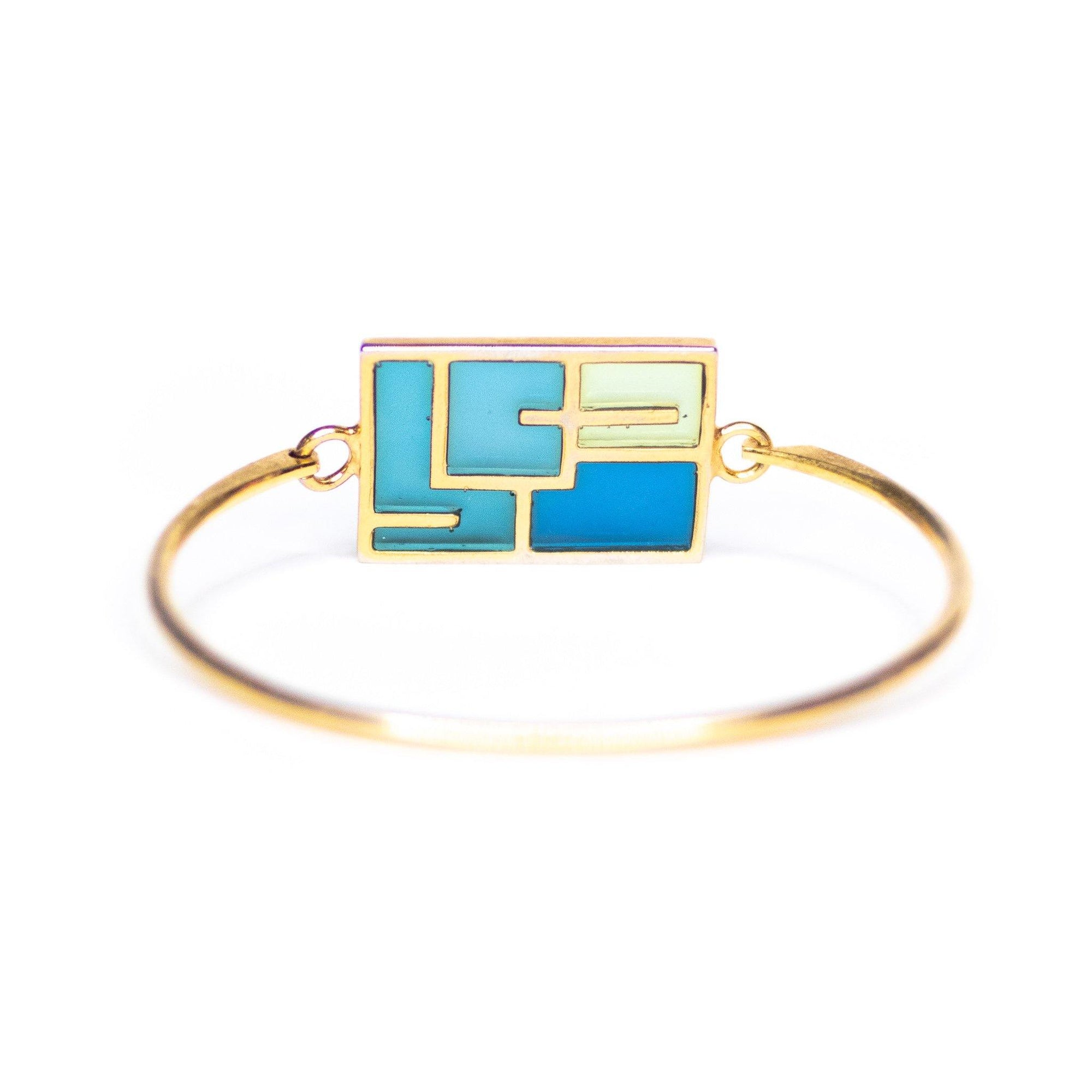 Vintage Geometric Blue Green Glass Bracelet by Unsigned Beauty - Vintage Meet Modern Vintage Jewelry - Chicago, Illinois - #oldhollywoodglamour #vintagemeetmodern #designervintage #jewelrybox #antiquejewelry #vintagejewelry