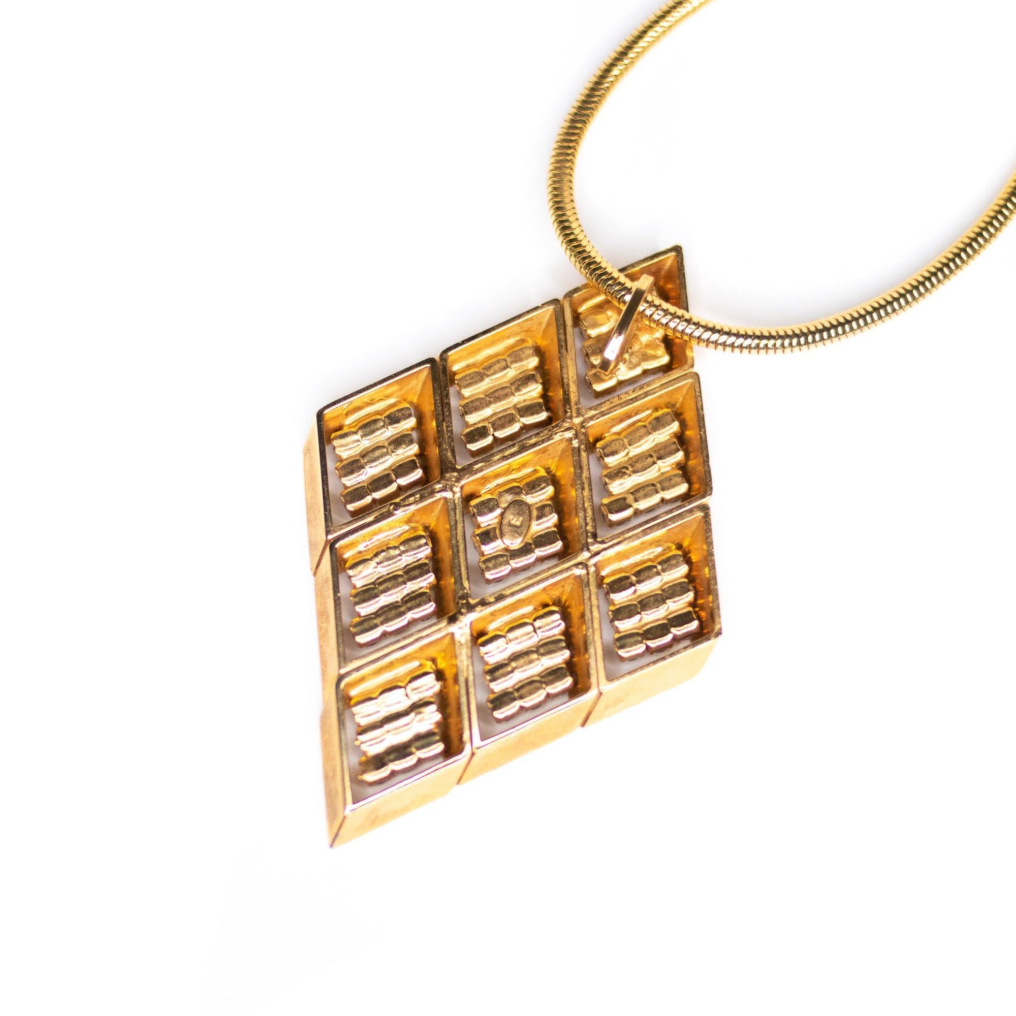 Vintage Emmons Gold Diamond Diamante Statement Necklace by Emmons - Vintage Meet Modern Vintage Jewelry - Chicago, Illinois - #oldhollywoodglamour #vintagemeetmodern #designervintage #jewelrybox #antiquejewelry #vintagejewelry