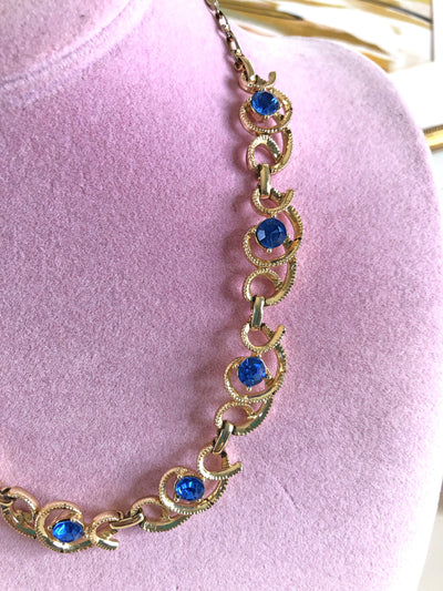Vintage 1950s Blue Rhinestone Necklace by Unsigned Beauty - Vintage Meet Modern Vintage Jewelry - Chicago, Illinois - #oldhollywoodglamour #vintagemeetmodern #designervintage #jewelrybox #antiquejewelry #vintagejewelry