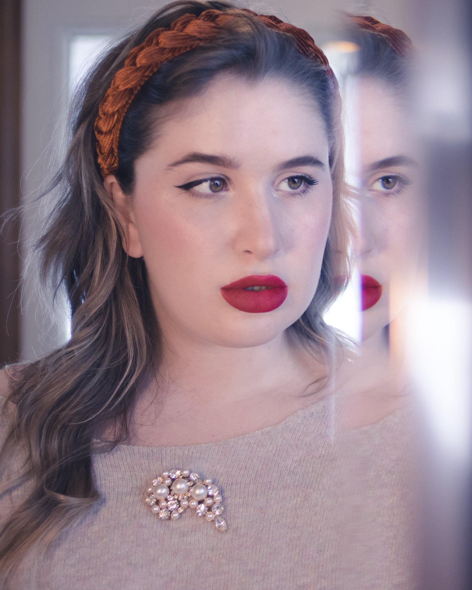 Vintage Huge Pearl and Diamante Crystal Paisley Style Brooch by 1950s - Vintage Meet Modern Vintage Jewelry - Chicago, Illinois - #oldhollywoodglamour #vintagemeetmodern #designervintage #jewelrybox #antiquejewelry #vintagejewelry