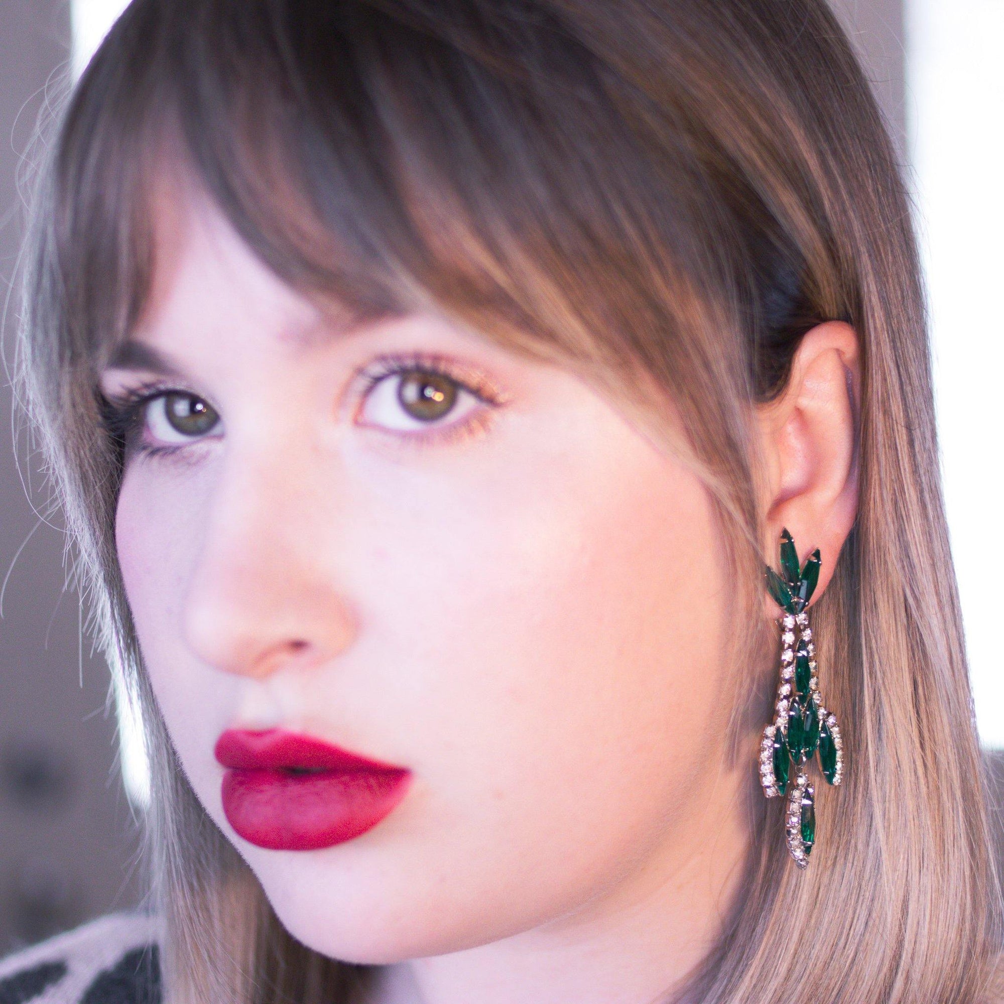 Vintage Emerald and Diamante Crystal Dangling Statement Earrings by Vintage Meet Modern - Vintage Meet Modern Vintage Jewelry - Chicago, Illinois - #oldhollywoodglamour #vintagemeetmodern #designervintage #jewelrybox #antiquejewelry #vintagejewelry