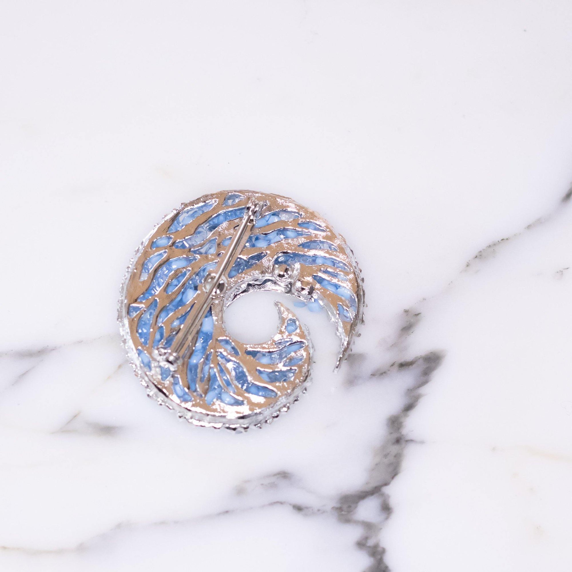 Vintage 1950s Silver Swirl with Baby Blue Seed Beads Brooch by Vintage Meet Modern - Vintage Meet Modern Vintage Jewelry - Chicago, Illinois - #oldhollywoodglamour #vintagemeetmodern #designervintage #jewelrybox #antiquejewelry #vintagejewelry