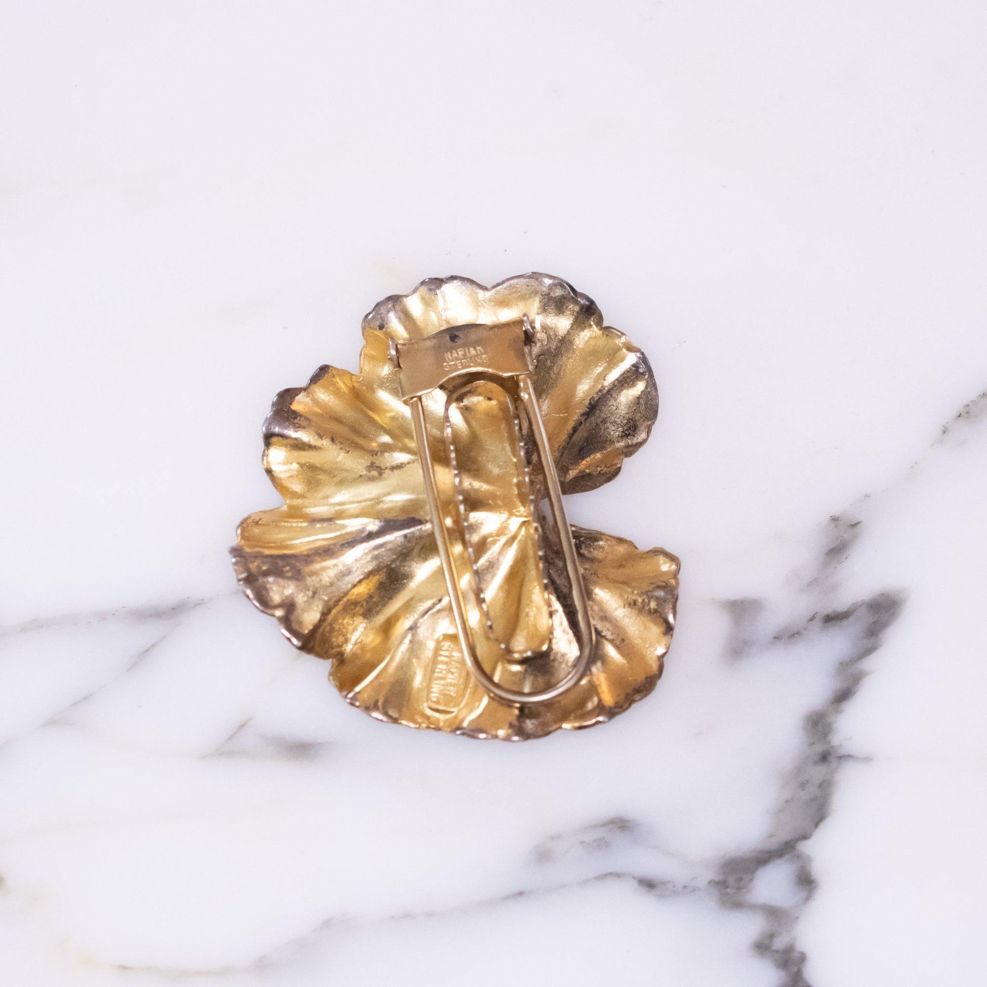 Vintage Napier Sterling Silver Ginkgo Leaf Dress Clip by Napier - Vintage Meet Modern Vintage Jewelry - Chicago, Illinois - #oldhollywoodglamour #vintagemeetmodern #designervintage #jewelrybox #antiquejewelry #vintagejewelry