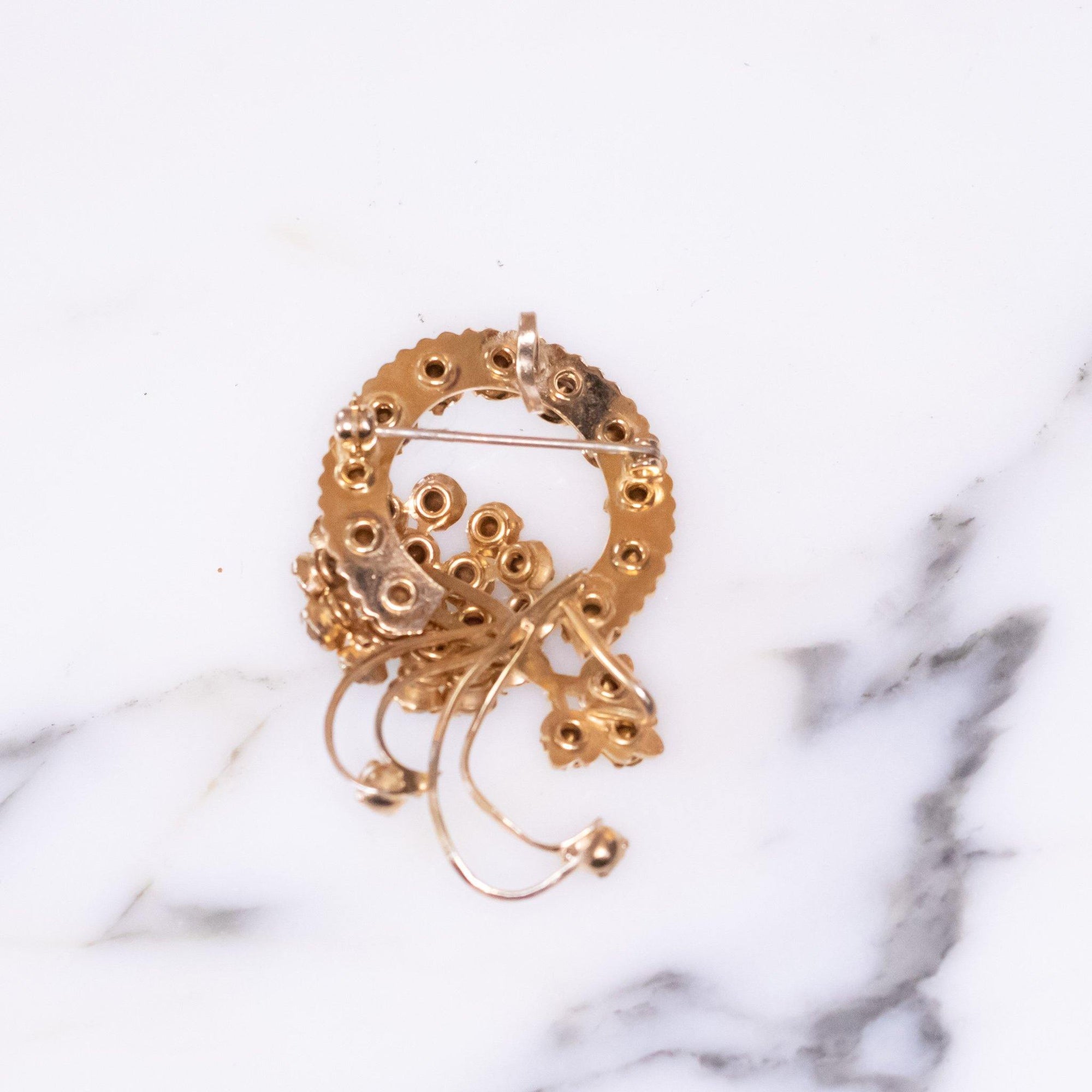 Vintage Brooch, Gold Rhinestones, Diamante Crystals, Gold Tone, Brooches and Pins by 1950s - Vintage Meet Modern Vintage Jewelry - Chicago, Illinois - #oldhollywoodglamour #vintagemeetmodern #designervintage #jewelrybox #antiquejewelry #vintagejewelry