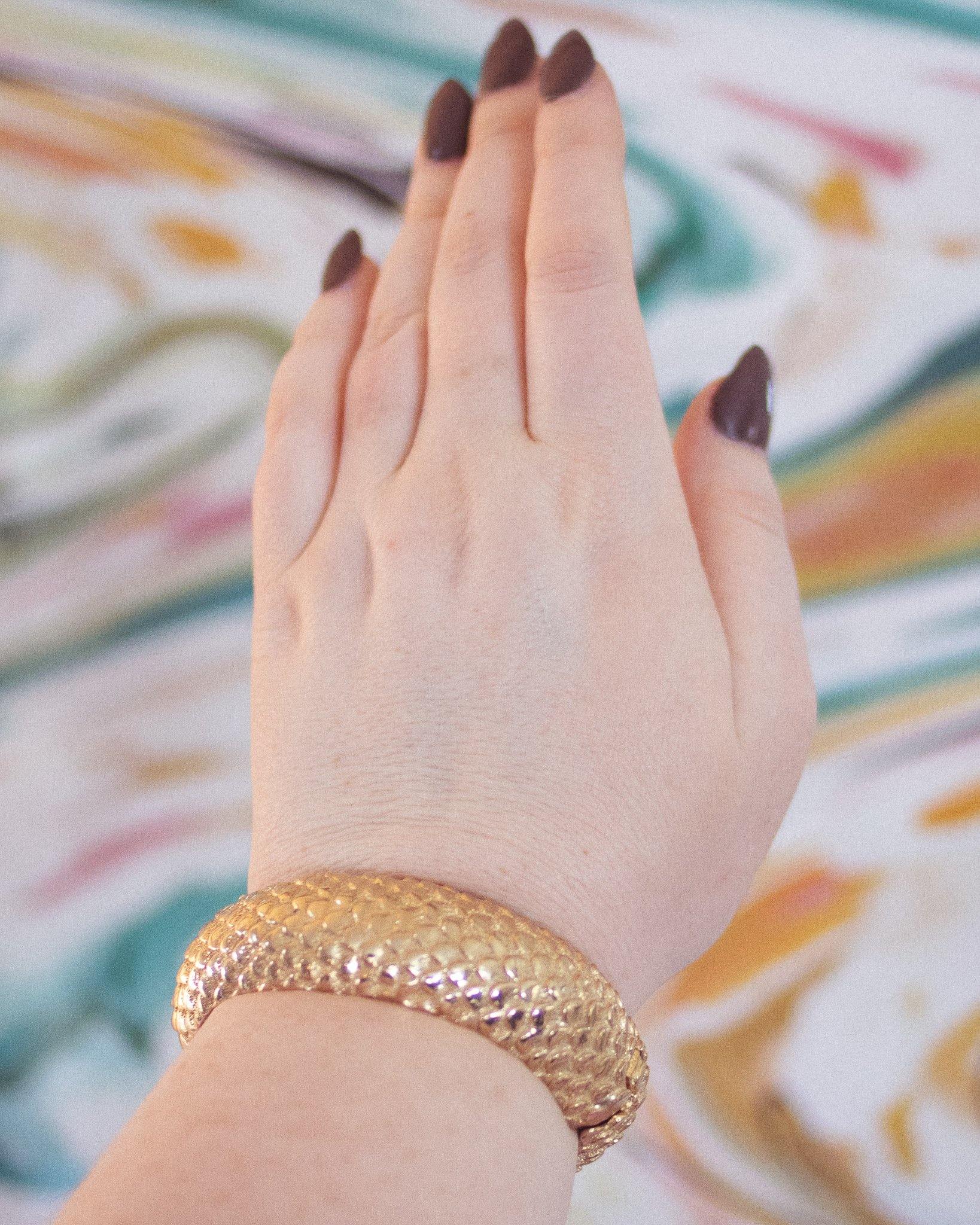 Vintage Gold Scale Bangle Bracelet by Vintage Meet Modern - Vintage Meet Modern Vintage Jewelry - Chicago, Illinois - #oldhollywoodglamour #vintagemeetmodern #designervintage #jewelrybox #antiquejewelry #vintagejewelry