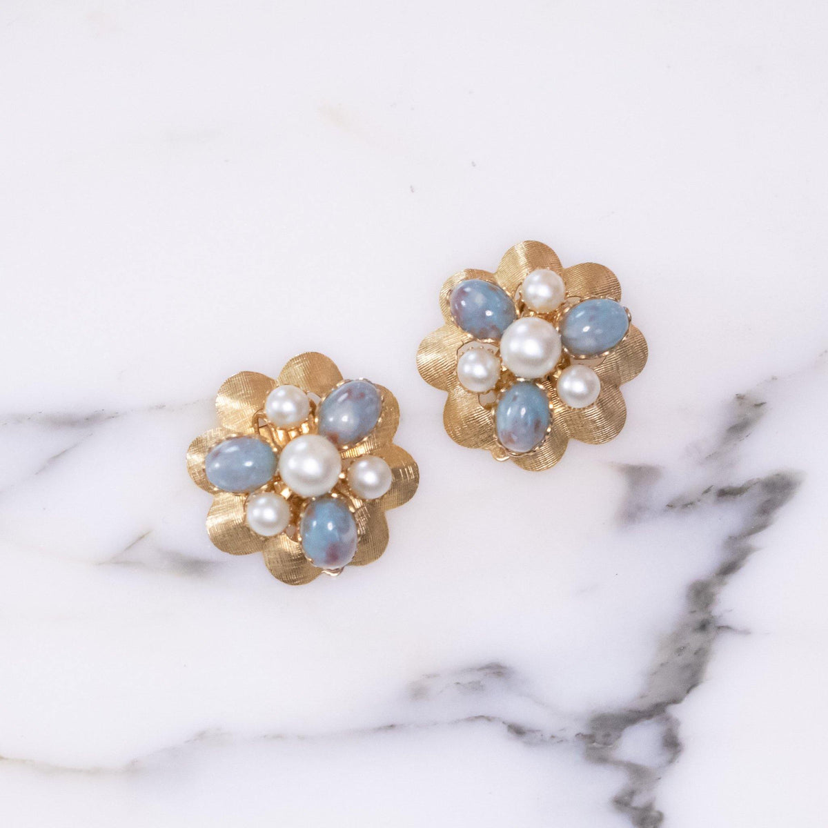 Vintage Speckled Blue and Pearl Gold Crimped Medallion Earrings
