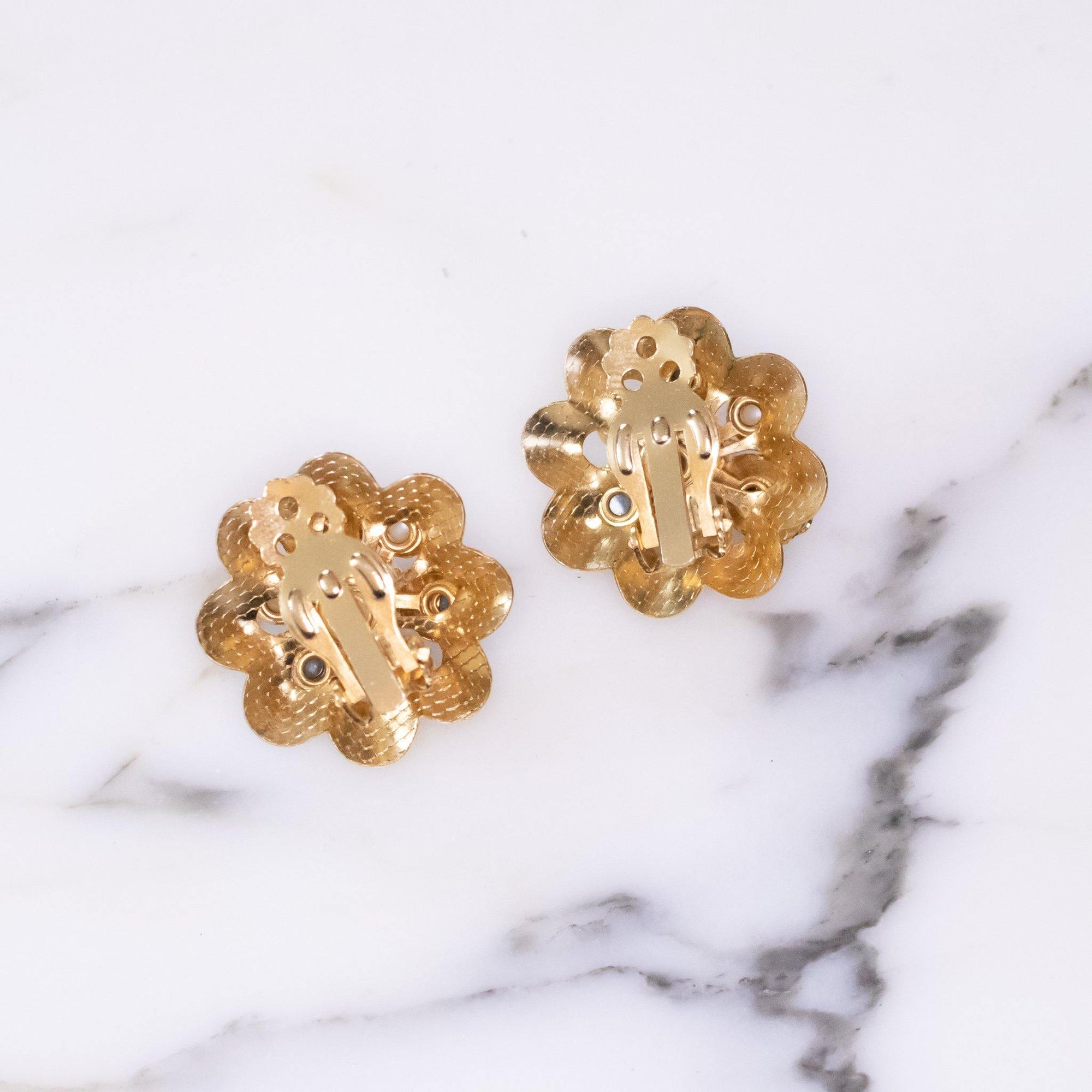 Vintage Speckled Blue and Pearl Gold Crimped Medallion Earrings by Mid Century Modern - Vintage Meet Modern Vintage Jewelry - Chicago, Illinois - #oldhollywoodglamour #vintagemeetmodern #designervintage #jewelrybox #antiquejewelry #vintagejewelry