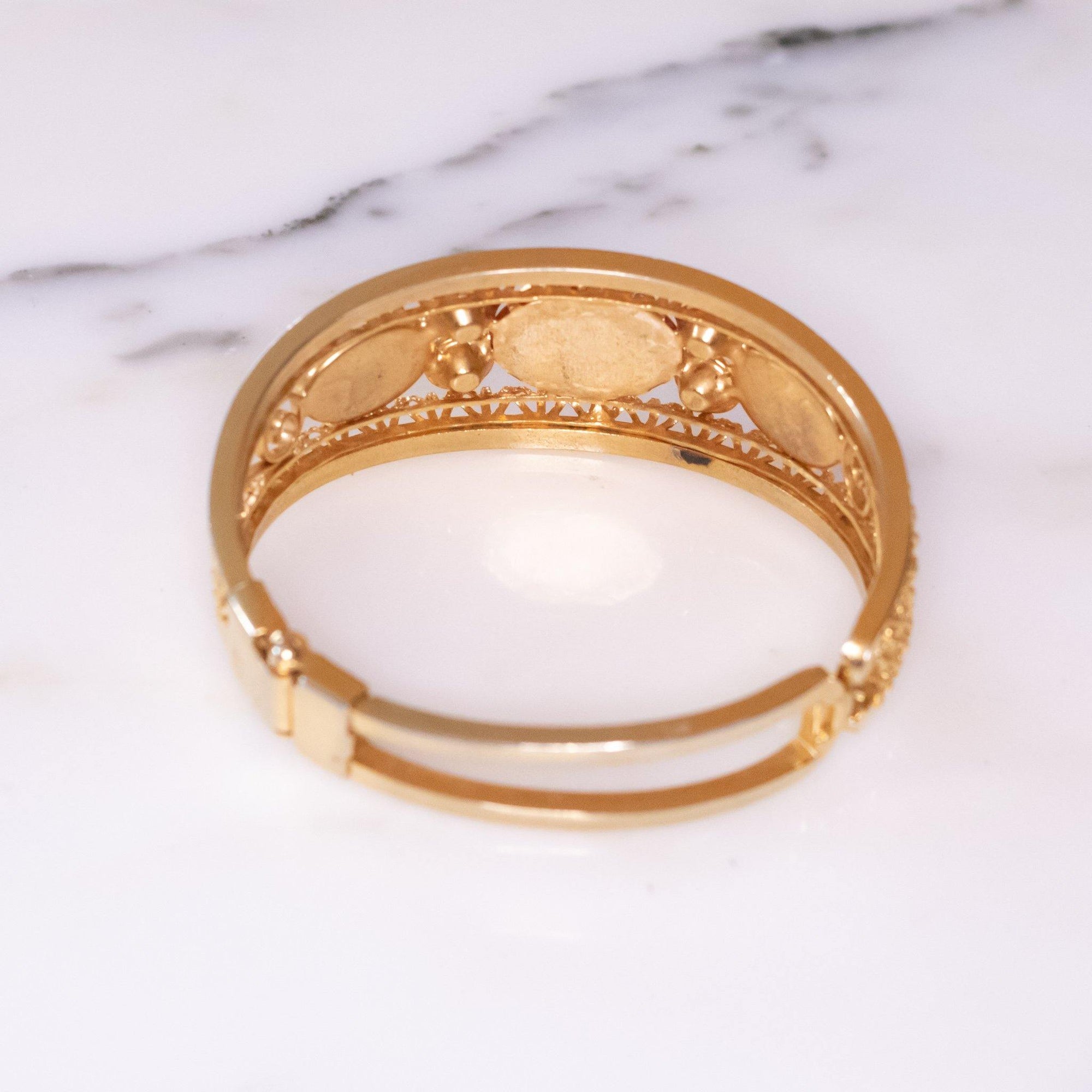 Vintage Orange Lucite and Citrine Rhinestone Hinged Bangle by Vintage Meet Modern - Vintage Meet Modern Vintage Jewelry - Chicago, Illinois - #oldhollywoodglamour #vintagemeetmodern #designervintage #jewelrybox #antiquejewelry #vintagejewelry