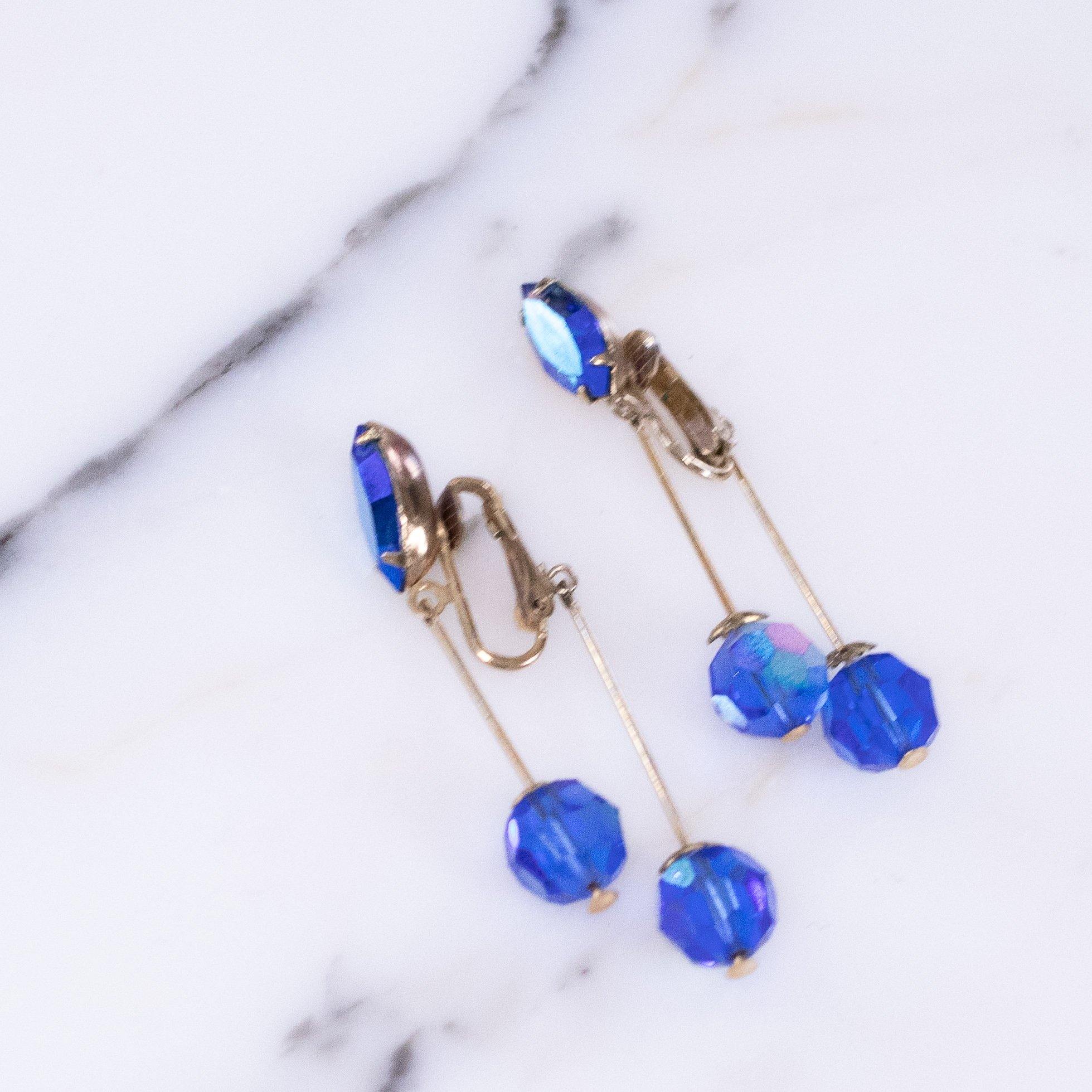 Vintage Blue Aurora Borealis Dangling Drop Earrings by Vintage Meet Modern - Vintage Meet Modern Vintage Jewelry - Chicago, Illinois - #oldhollywoodglamour #vintagemeetmodern #designervintage #jewelrybox #antiquejewelry #vintagejewelry