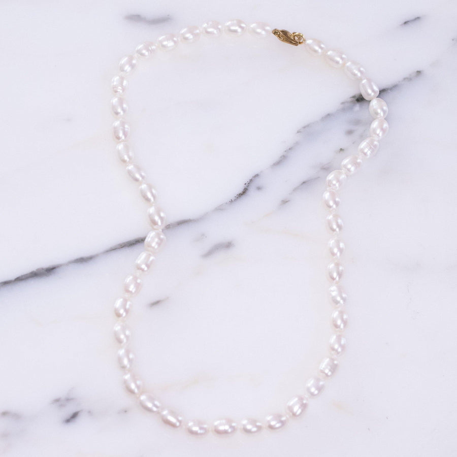 Vintage Freshwater Pearl Necklace by Vintage Meet Modern - Vintage Meet Modern Vintage Jewelry - Chicago, Illinois - #oldhollywoodglamour #vintagemeetmodern #designervintage #jewelrybox #antiquejewelry #vintagejewelry