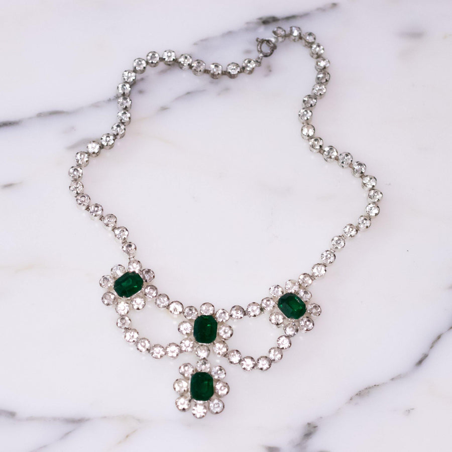 Vintage Emerald Crystal and Diamante Rhinestone Necklace by Vintage Meet Modern - Vintage Meet Modern Vintage Jewelry - Chicago, Illinois - #oldhollywoodglamour #vintagemeetmodern #designervintage #jewelrybox #antiquejewelry #vintagejewelry