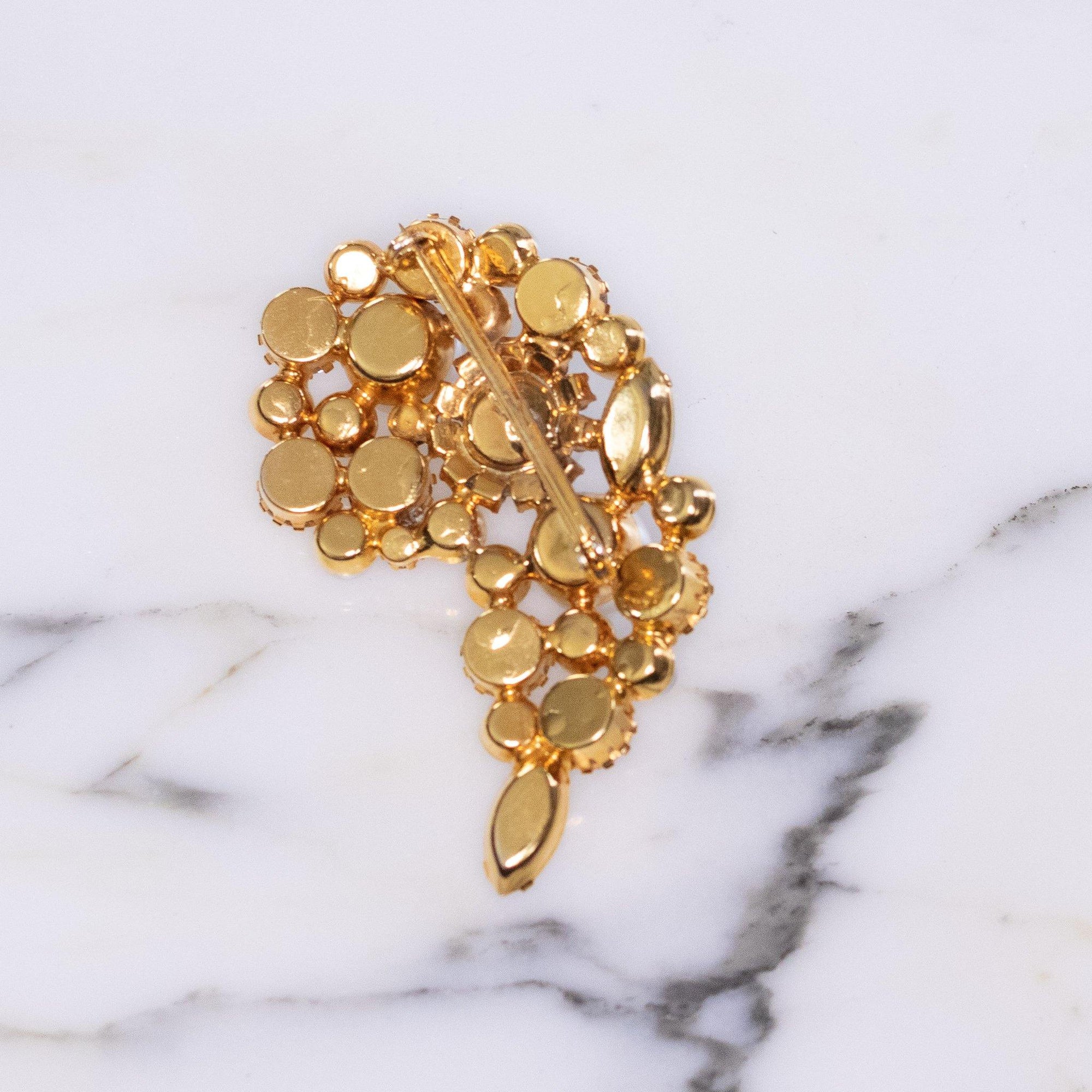 Vintage Huge Pearl and Diamante Crystal Paisley Style Brooch by 1950s - Vintage Meet Modern Vintage Jewelry - Chicago, Illinois - #oldhollywoodglamour #vintagemeetmodern #designervintage #jewelrybox #antiquejewelry #vintagejewelry