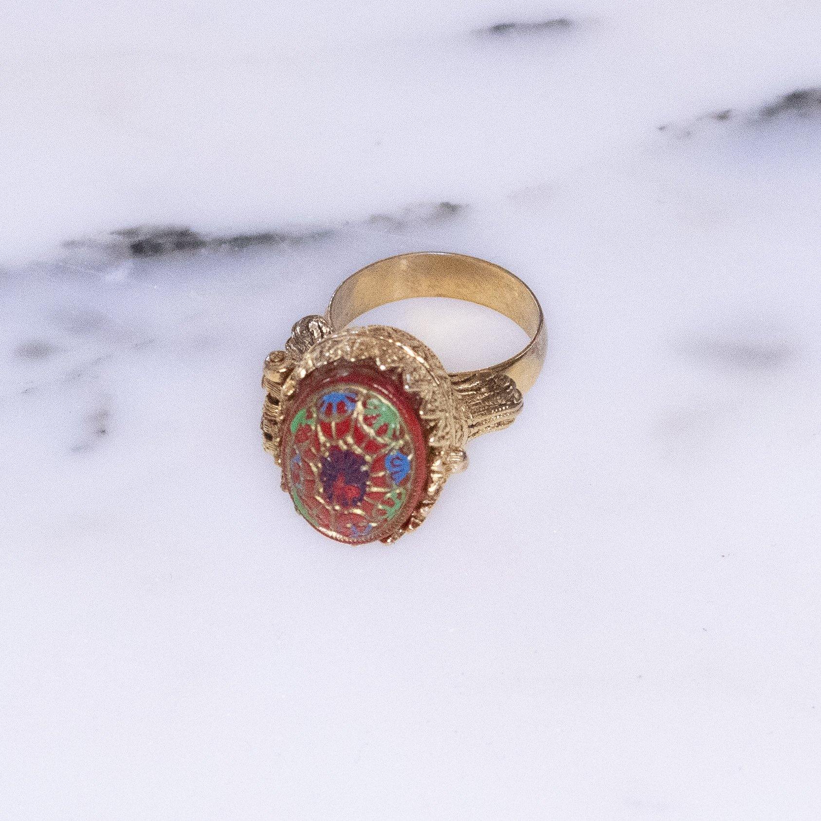 Vintage Moroccan Style Poison Locket Ring by Vintage Meet Modern - Vintage Meet Modern Vintage Jewelry - Chicago, Illinois - #oldhollywoodglamour #vintagemeetmodern #designervintage #jewelrybox #antiquejewelry #vintagejewelry