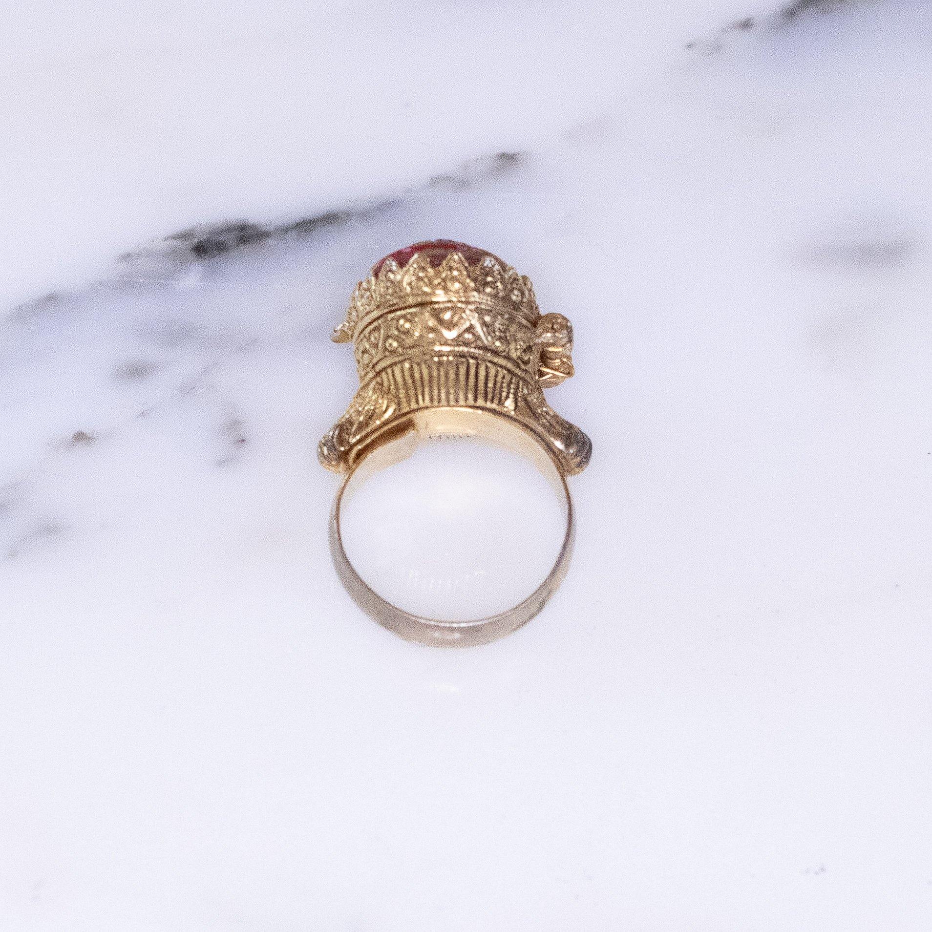 Vintage Moroccan Style Poison Locket Ring by Vintage Meet Modern - Vintage Meet Modern Vintage Jewelry - Chicago, Illinois - #oldhollywoodglamour #vintagemeetmodern #designervintage #jewelrybox #antiquejewelry #vintagejewelry