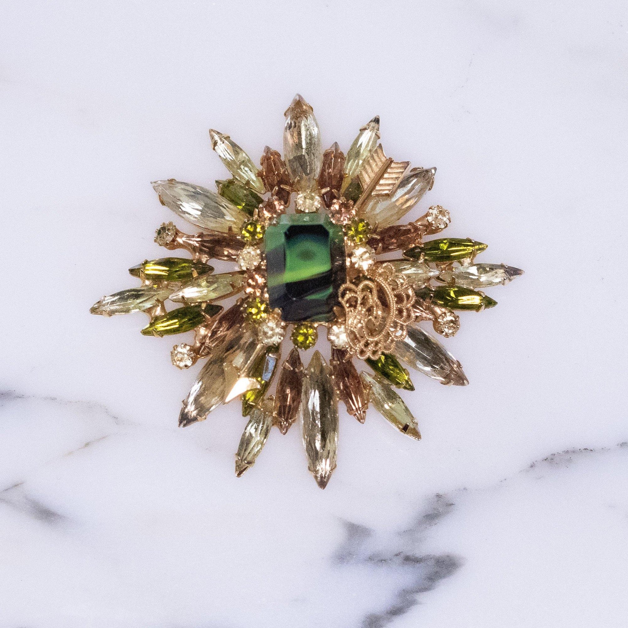 Vintage Green and Gold Rhinestone Brooch with Gold Arrow by Vintage Meet Modern - Vintage Meet Modern Vintage Jewelry - Chicago, Illinois - #oldhollywoodglamour #vintagemeetmodern #designervintage #jewelrybox #antiquejewelry #vintagejewelry