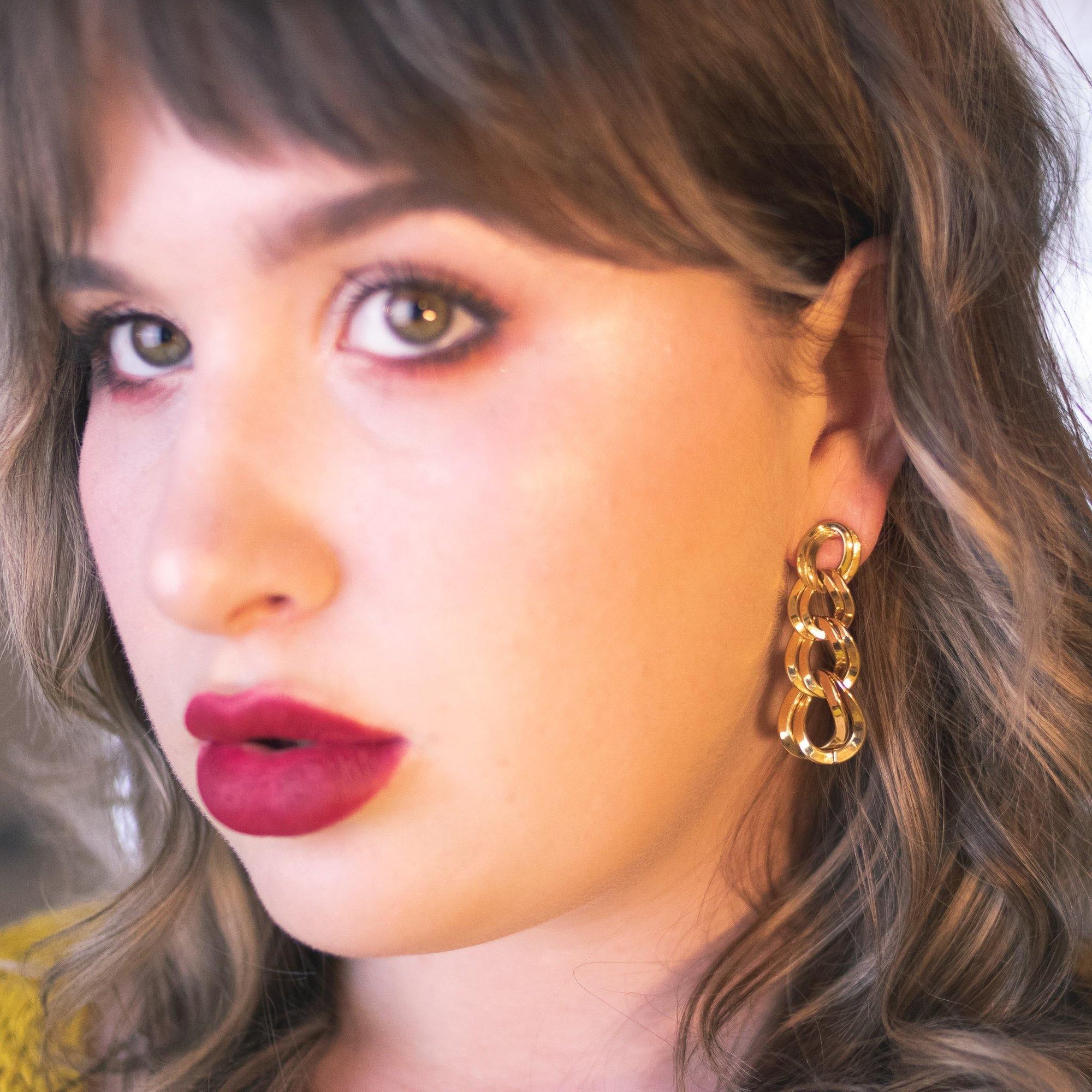 Vintage Monet Gold Chain Drop Earrings by Monet - Vintage Meet Modern Vintage Jewelry - Chicago, Illinois - #oldhollywoodglamour #vintagemeetmodern #designervintage #jewelrybox #antiquejewelry #vintagejewelry