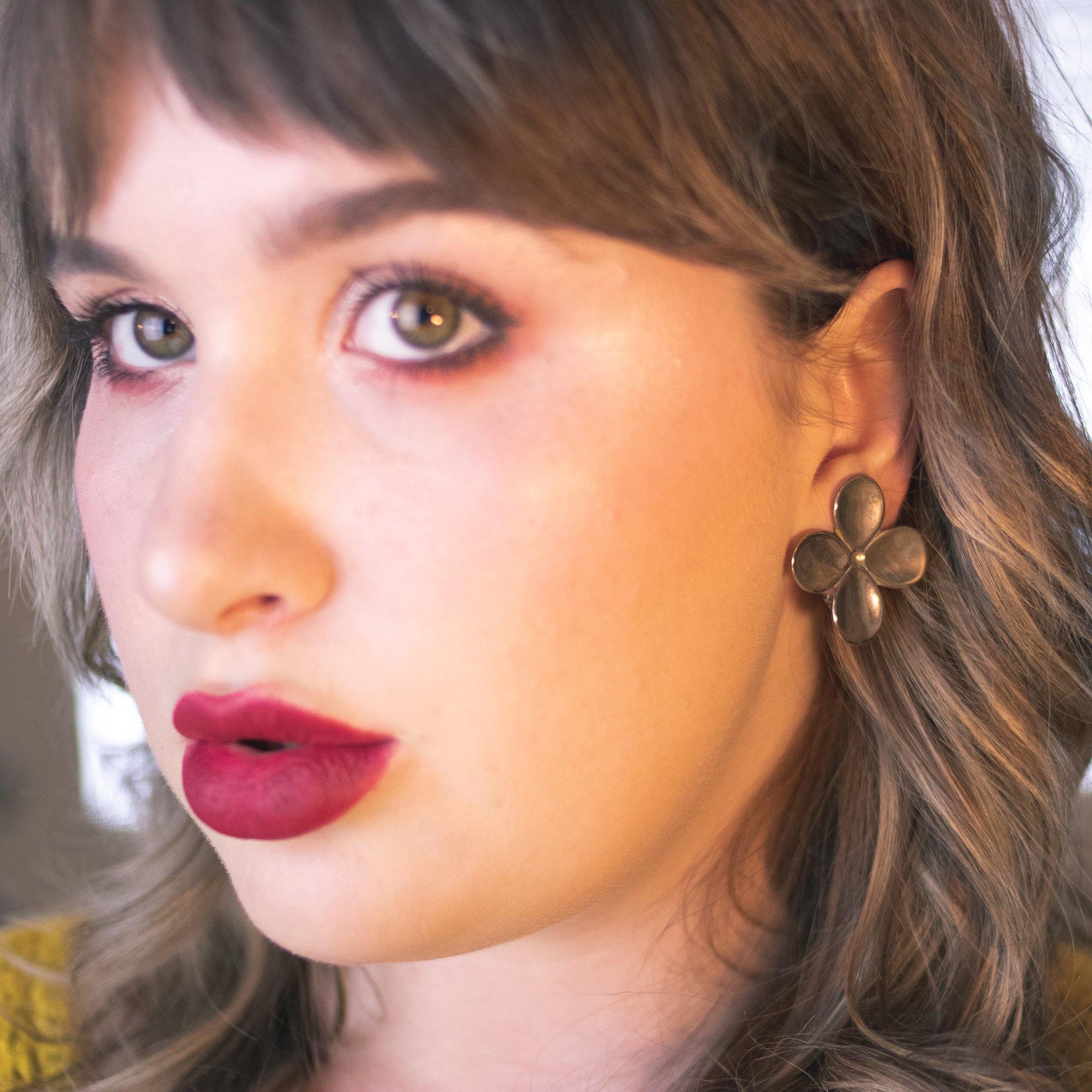 Vintage Angela Cummings Sterling Silver Flower Earrings by Angela Cummings - Vintage Meet Modern Vintage Jewelry - Chicago, Illinois - #oldhollywoodglamour #vintagemeetmodern #designervintage #jewelrybox #antiquejewelry #vintagejewelry