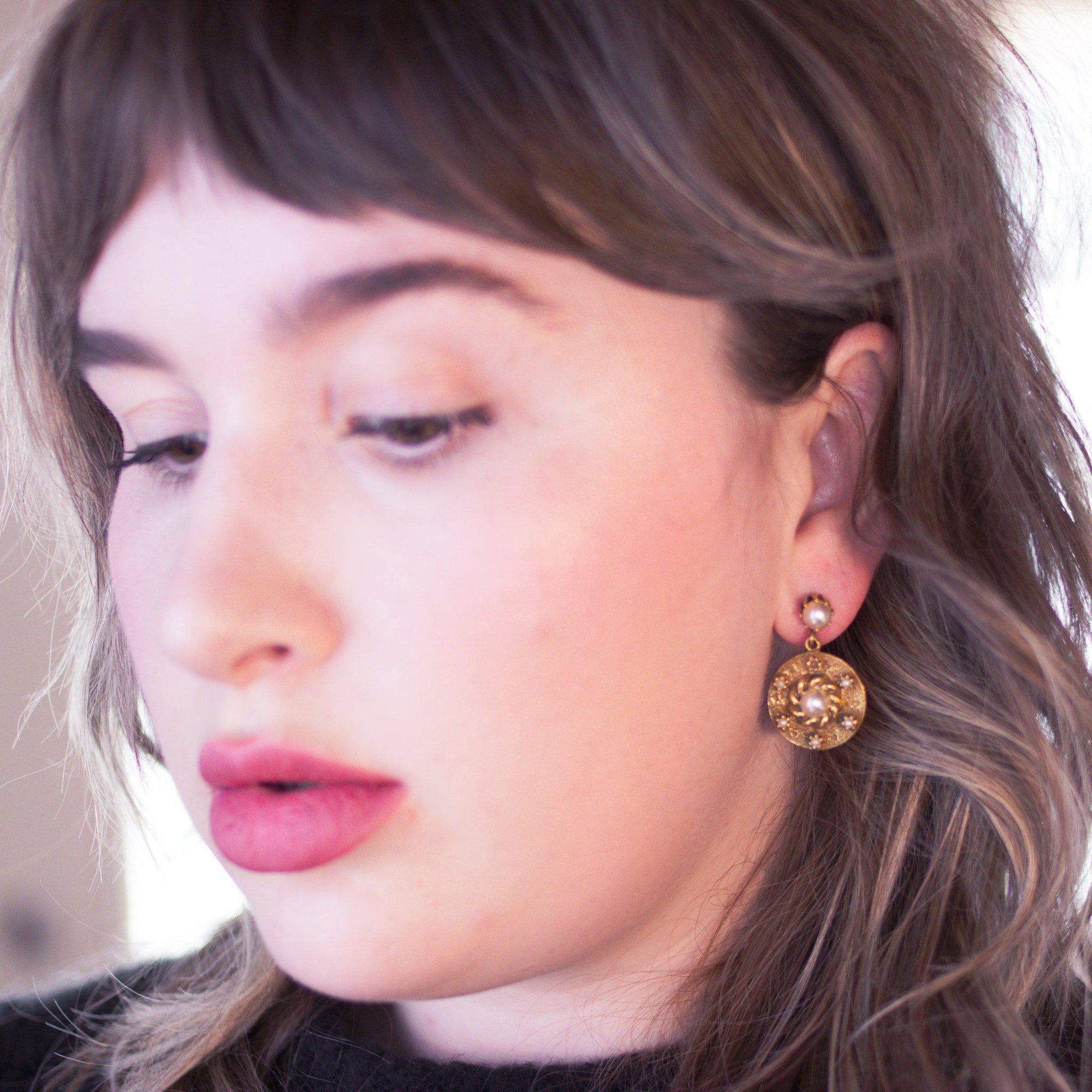 Vintage Gold Medallion with Faux Pearl Drop Earrings by Vintage Meet Modern - Vintage Meet Modern Vintage Jewelry - Chicago, Illinois - #oldhollywoodglamour #vintagemeetmodern #designervintage #jewelrybox #antiquejewelry #vintagejewelry