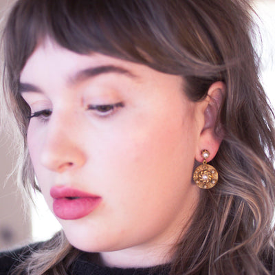 Vintage Gold Medallion with Faux Pearl Drop Earrings by Vintage Meet Modern  - Vintage Meet Modern Vintage Jewelry - Chicago, Illinois - #oldhollywoodglamour #vintagemeetmodern #designervintage #jewelrybox #antiquejewelry #vintagejewelry