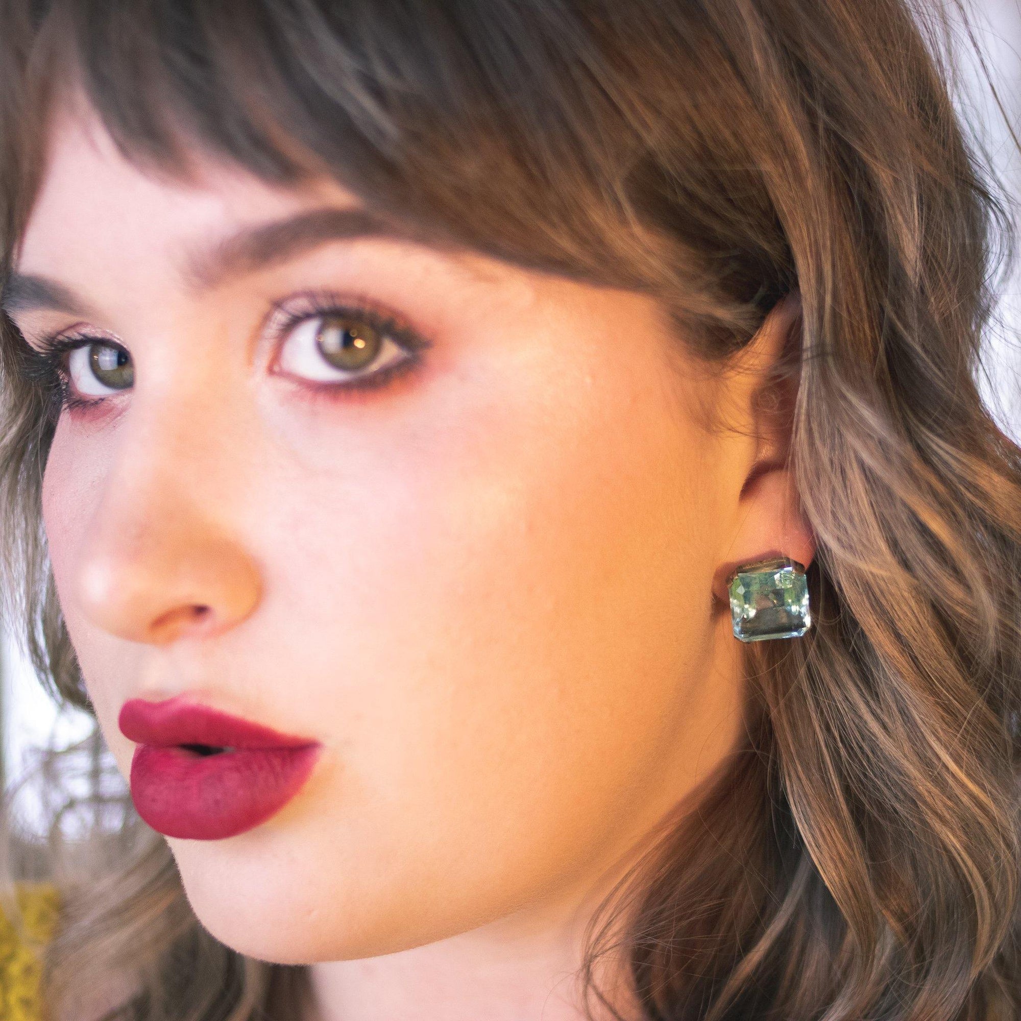 Vintage 1940s Art Deco Blue Crystal Screwback Earrings Set in Sterling Silver by Art Deco - Vintage Meet Modern Vintage Jewelry - Chicago, Illinois - #oldhollywoodglamour #vintagemeetmodern #designervintage #jewelrybox #antiquejewelry #vintagejewelry