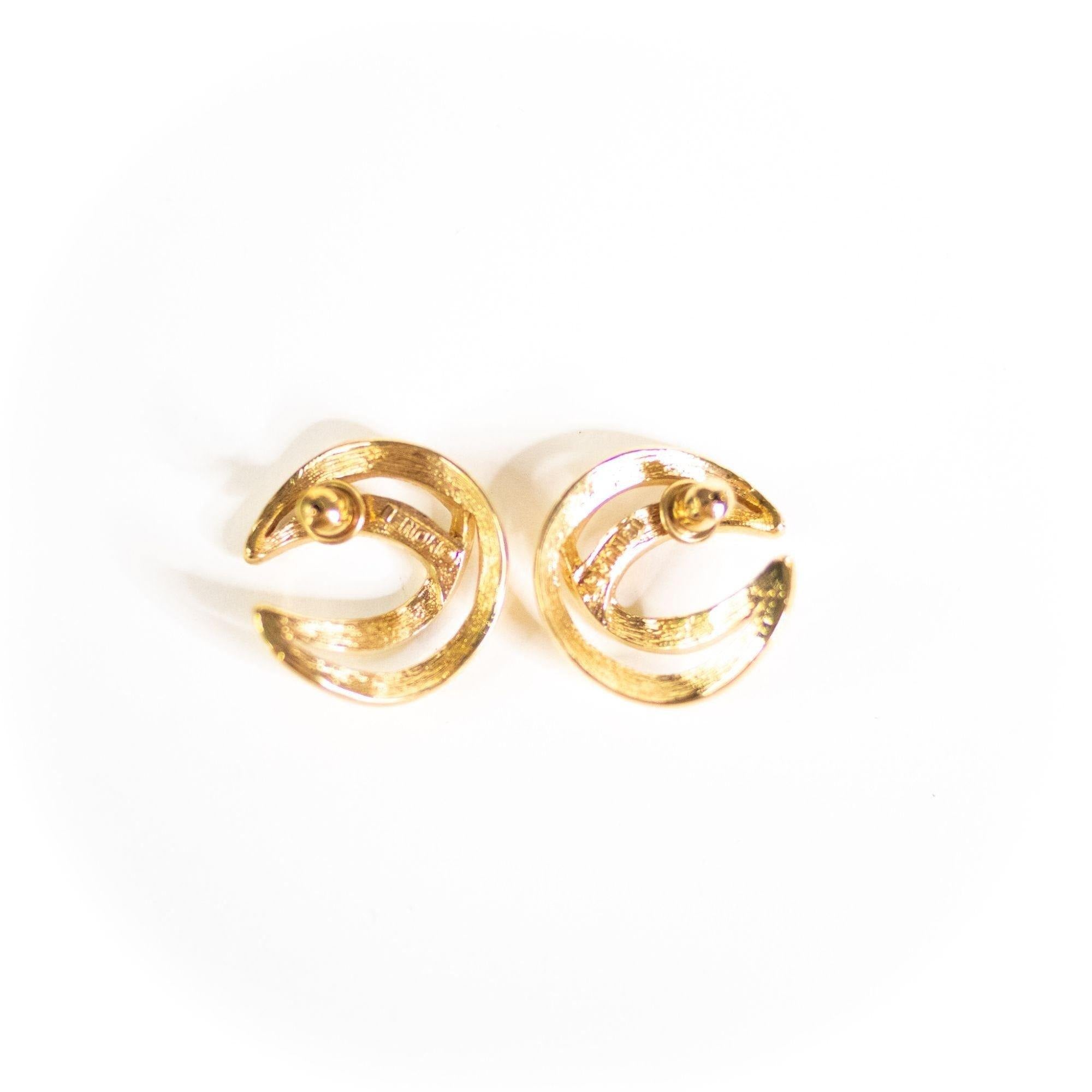 Vintage Monet Gold Crescent Earrings by Monet - Vintage Meet Modern Vintage Jewelry - Chicago, Illinois - #oldhollywoodglamour #vintagemeetmodern #designervintage #jewelrybox #antiquejewelry #vintagejewelry