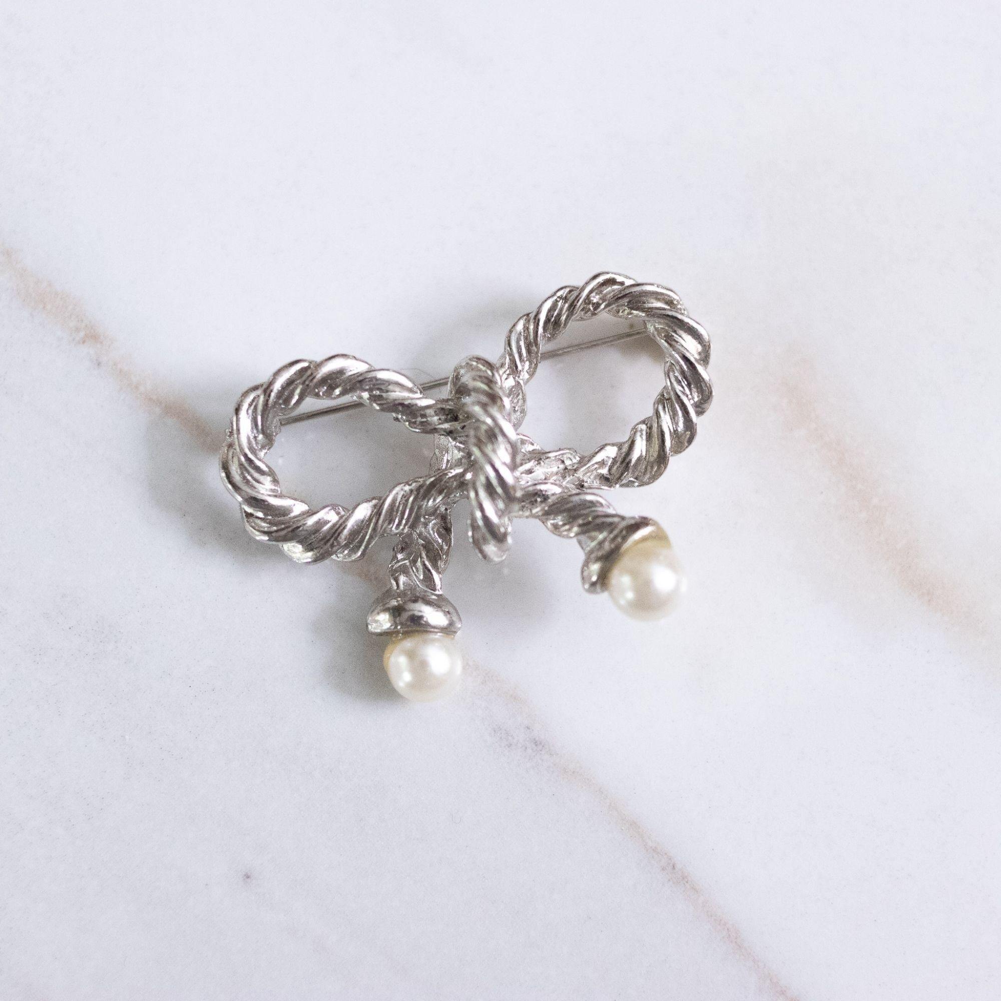 Vintage Silver Bow With Pearls Brooch by Unsigned Beauty - Vintage Meet Modern Vintage Jewelry - Chicago, Illinois - #oldhollywoodglamour #vintagemeetmodern #designervintage #jewelrybox #antiquejewelry #vintagejewelry
