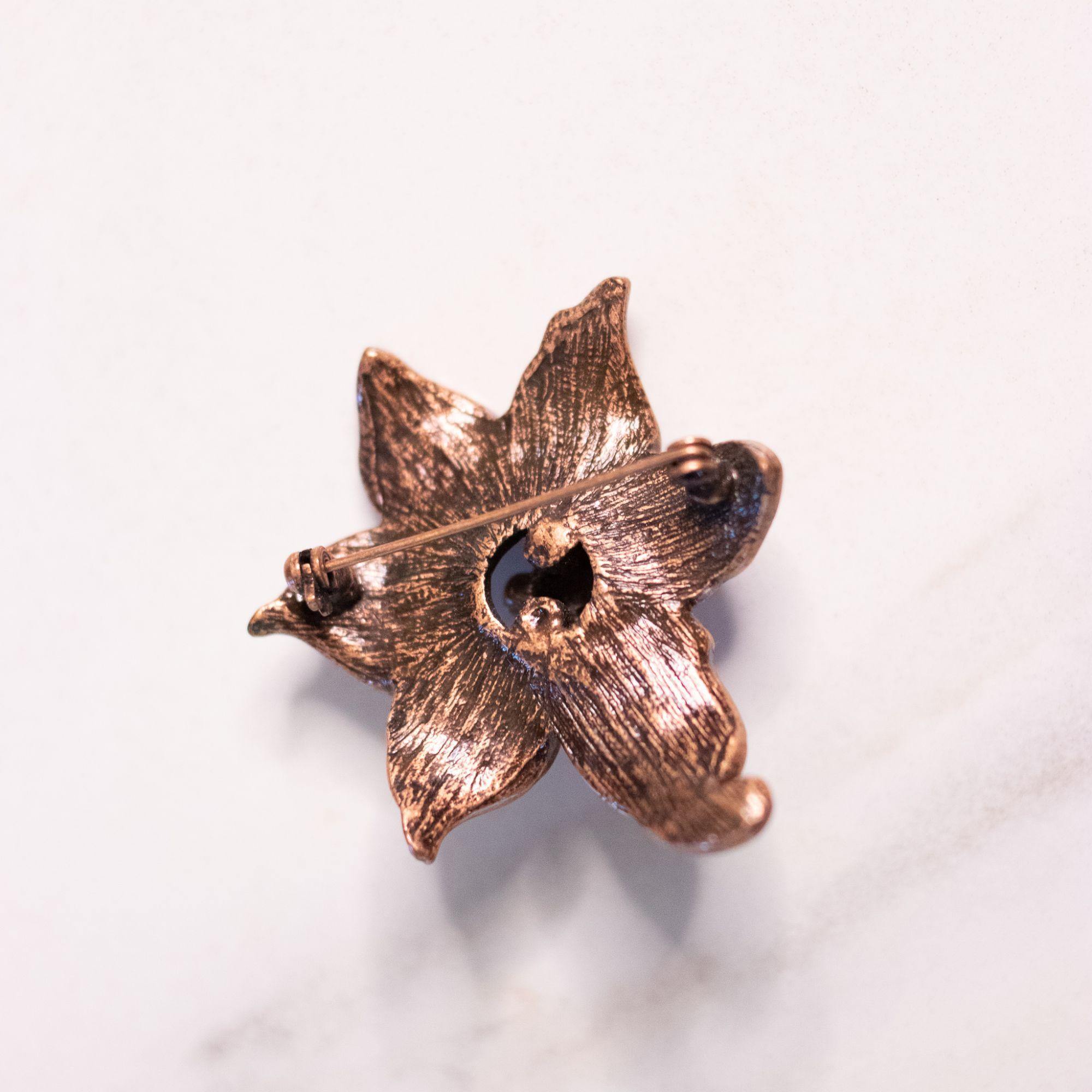 Vintage Pink Rhinestone Lily Brooch by Unsigned Beauty - Vintage Meet Modern Vintage Jewelry - Chicago, Illinois - #oldhollywoodglamour #vintagemeetmodern #designervintage #jewelrybox #antiquejewelry #vintagejewelry