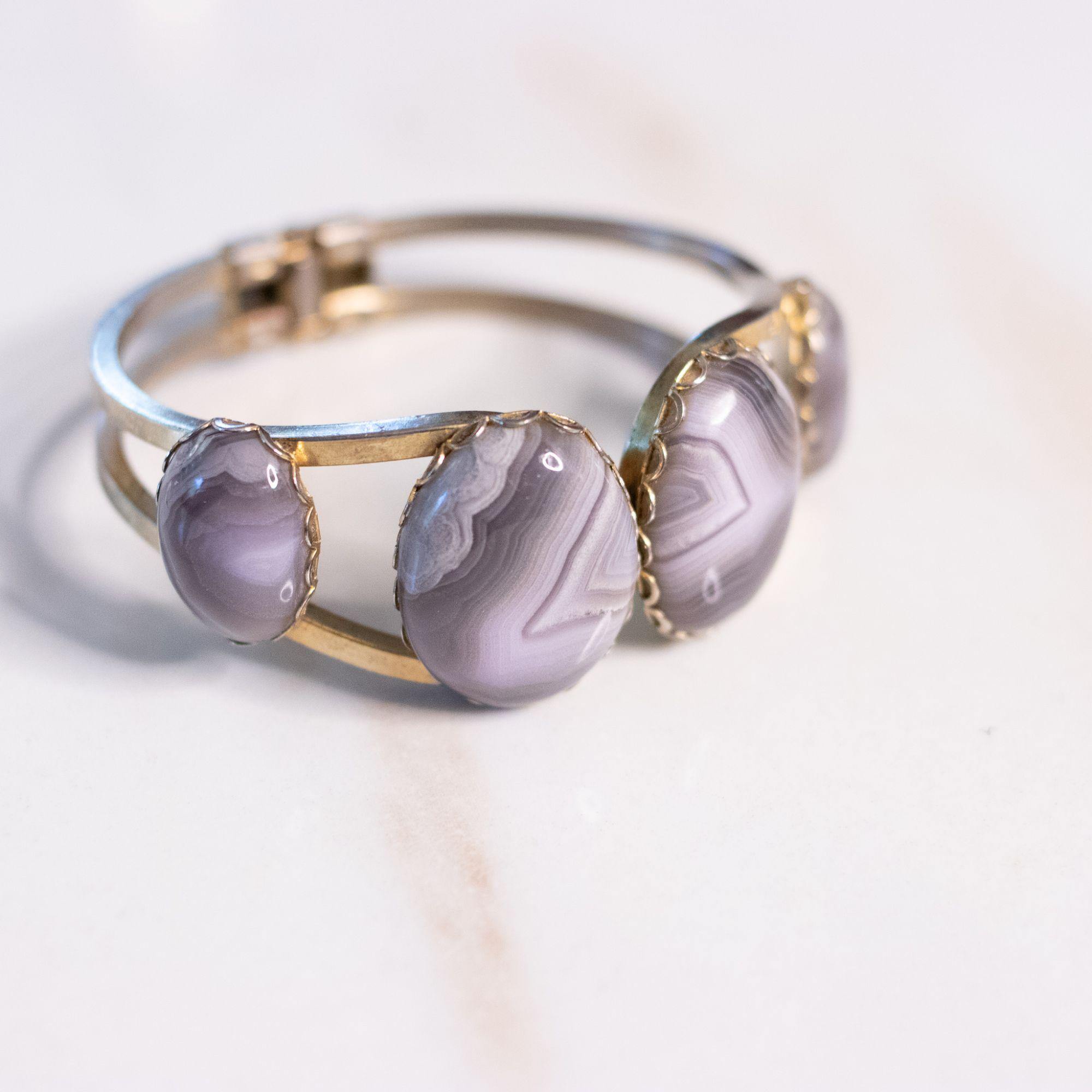 Vintage Gray Agate Clamper Bracelet by Unsigned Beauty - Vintage Meet Modern Vintage Jewelry - Chicago, Illinois - #oldhollywoodglamour #vintagemeetmodern #designervintage #jewelrybox #antiquejewelry #vintagejewelry