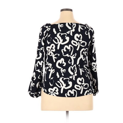 J.Crew Dark Navy and White Abstract Print Square Neck Blouse by J.Crew 365 - Vintage Meet Modern Vintage Jewelry - Chicago, Illinois - #oldhollywoodglamour #vintagemeetmodern #designervintage #jewelrybox #antiquejewelry #vintagejewelry