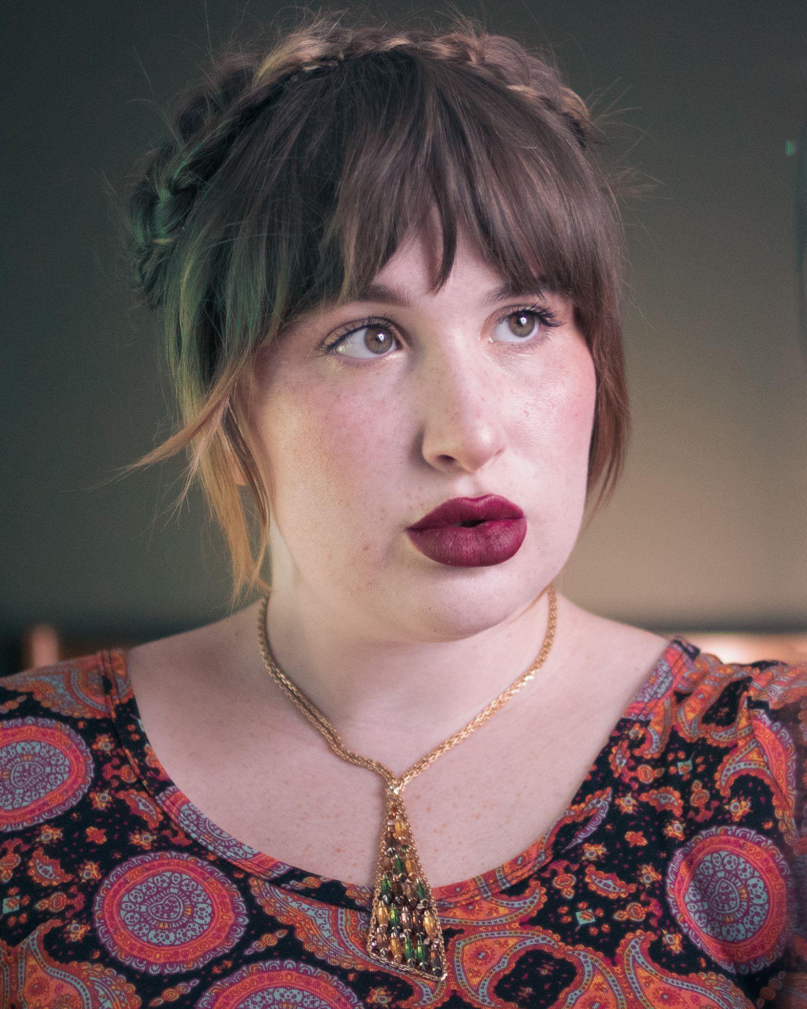 Vintage Amber, Peridot, Citrine, Rhinestone Modernist Statement Necklace by Unsigned Beauty - Vintage Meet Modern Vintage Jewelry - Chicago, Illinois - #oldhollywoodglamour #vintagemeetmodern #designervintage #jewelrybox #antiquejewelry #vintagejewelry