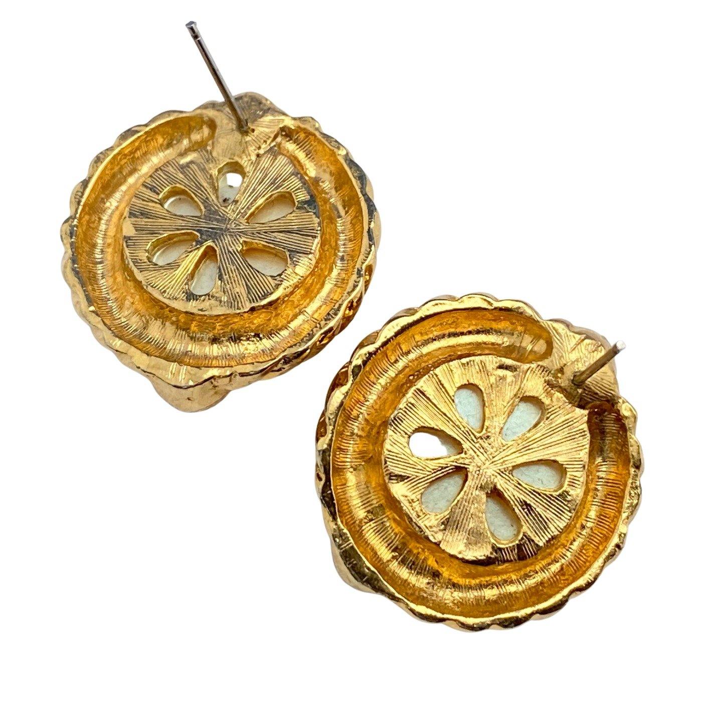 Vintage Gold Cable Earrings with Pearl Cabochon by Unsigned Beauty - Vintage Meet Modern Vintage Jewelry - Chicago, Illinois - #oldhollywoodglamour #vintagemeetmodern #designervintage #jewelrybox #antiquejewelry #vintagejewelry