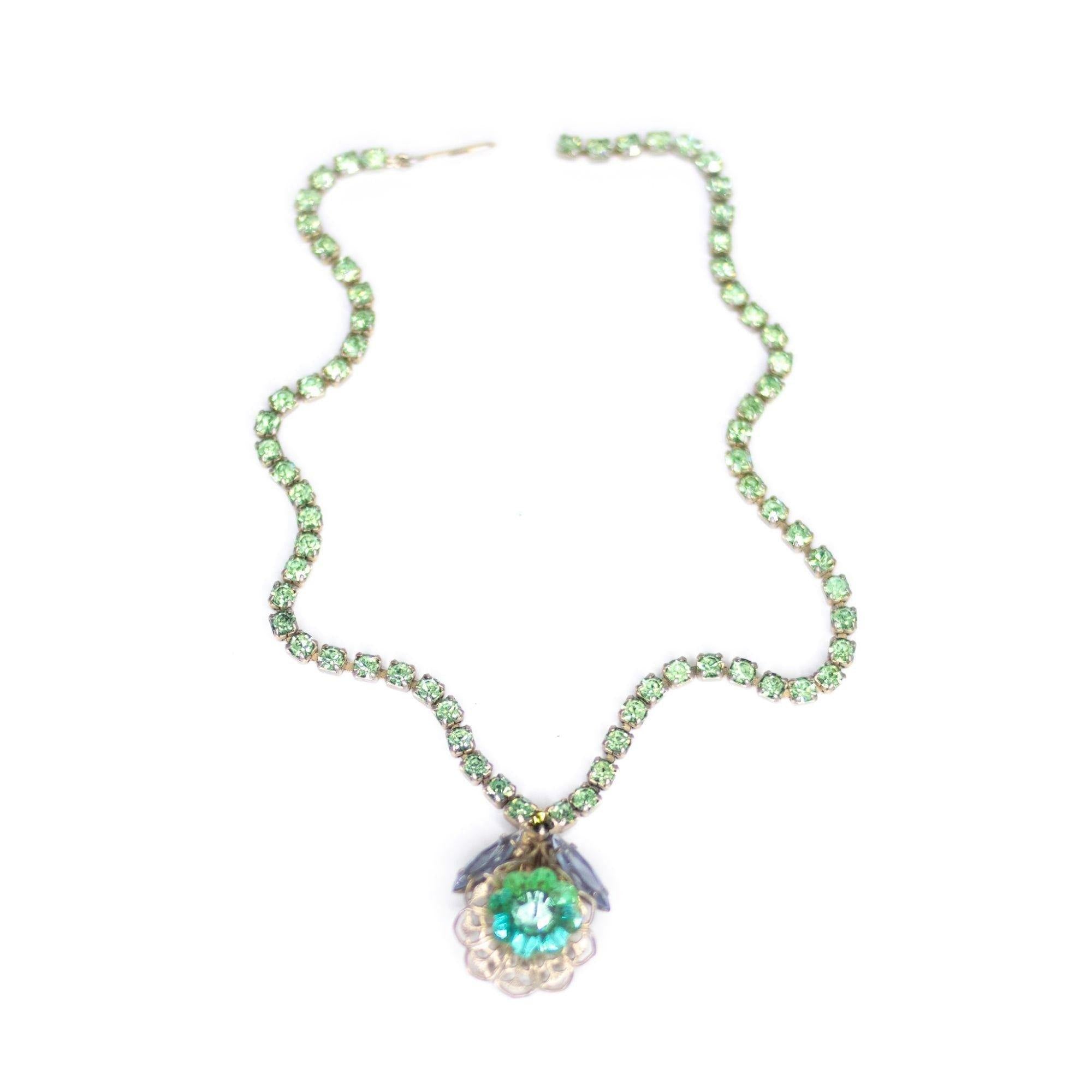 Vintage Green Rhinestone Flower Necklace by Unsigned Beauty - Vintage Meet Modern Vintage Jewelry - Chicago, Illinois - #oldhollywoodglamour #vintagemeetmodern #designervintage #jewelrybox #antiquejewelry #vintagejewelry