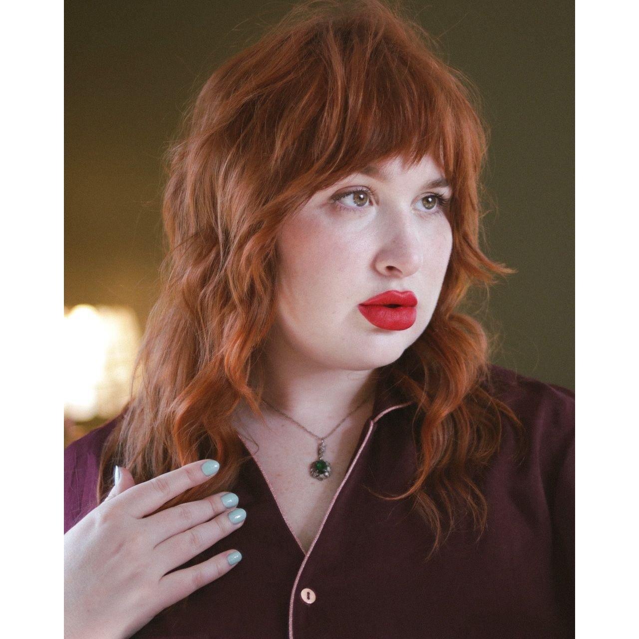 Vintage Edwardian Filigree Sterling Silver Pendant Necklace with Emerald Crystal by Unsigned Beauty - Vintage Meet Modern Vintage Jewelry - Chicago, Illinois - #oldhollywoodglamour #vintagemeetmodern #designervintage #jewelrybox #antiquejewelry #vintagejewelry