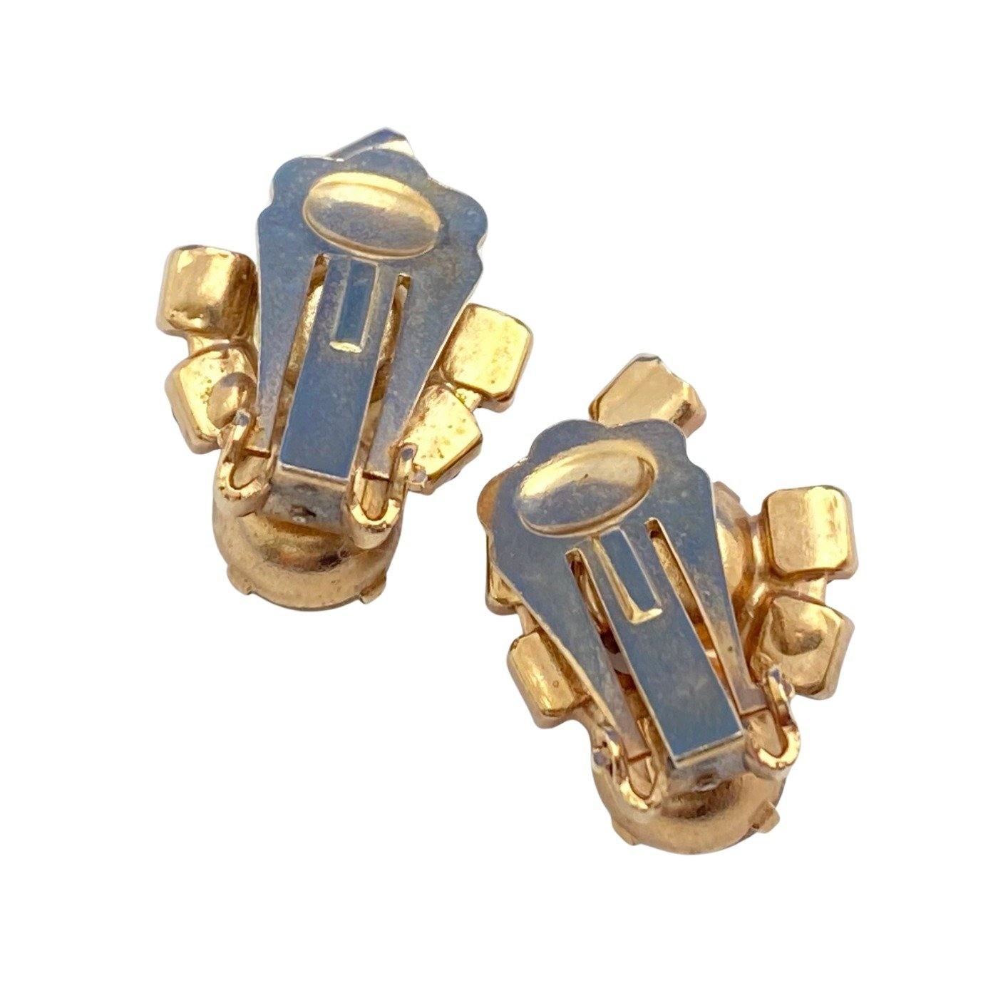 Vintage Champagne Cabochon and Aurora Borealis Earrings by Unsigned Beauty - Vintage Meet Modern Vintage Jewelry - Chicago, Illinois - #oldhollywoodglamour #vintagemeetmodern #designervintage #jewelrybox #antiquejewelry #vintagejewelry