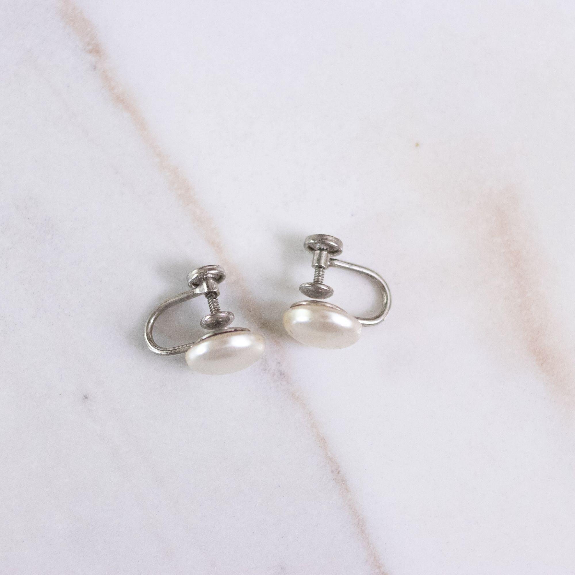 Vintage Button Pearl Earrings by Unsigned Beauty - Vintage Meet Modern Vintage Jewelry - Chicago, Illinois - #oldhollywoodglamour #vintagemeetmodern #designervintage #jewelrybox #antiquejewelry #vintagejewelry