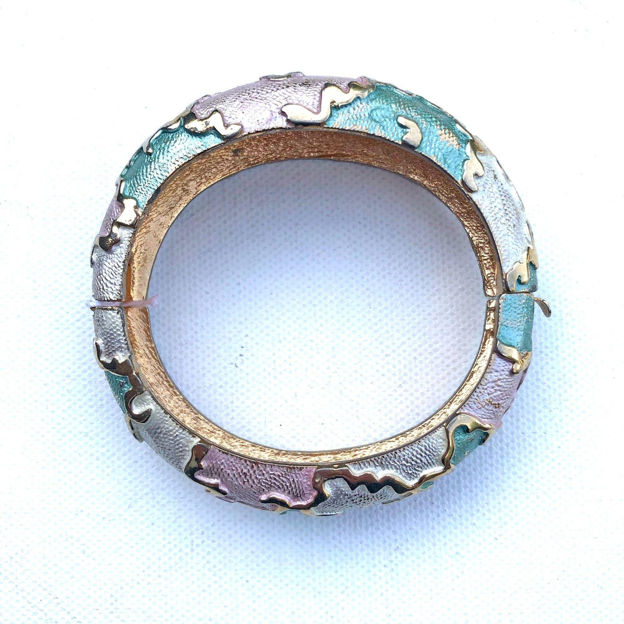 Vintage Silver and Gold Pastel Bangle Bracelet by Unsigned Beauty - Vintage Meet Modern Vintage Jewelry - Chicago, Illinois - #oldhollywoodglamour #vintagemeetmodern #designervintage #jewelrybox #antiquejewelry #vintagejewelry