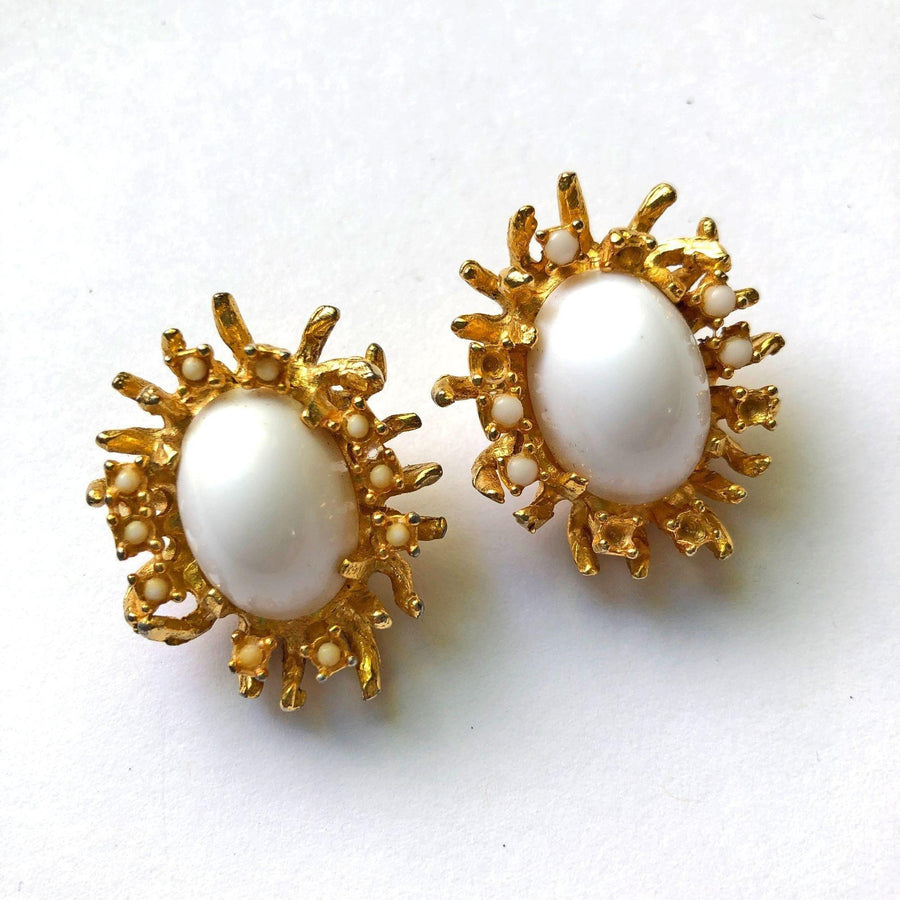 Vintage Brutalist Modern White Cabochon Gold Branch Statement Earrings by Vintage Meet Modern - Vintage Meet Modern Vintage Jewelry - Chicago, Illinois - #oldhollywoodglamour #vintagemeetmodern #designervintage #jewelrybox #antiquejewelry #vintagejewelry