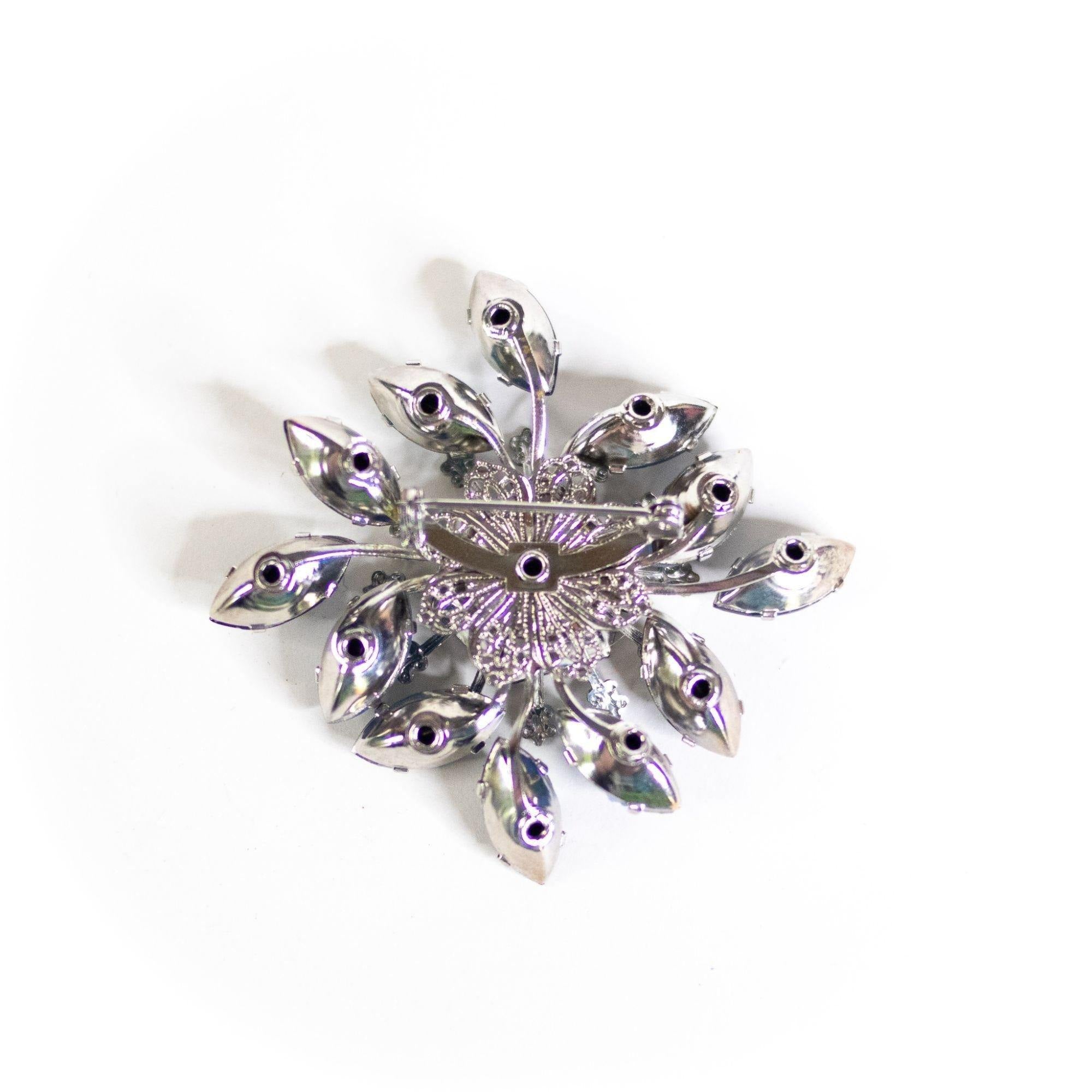 Vintage Light and Dark Blue Rhinestone Brooch by Unsigned Beauty - Vintage Meet Modern Vintage Jewelry - Chicago, Illinois - #oldhollywoodglamour #vintagemeetmodern #designervintage #jewelrybox #antiquejewelry #vintagejewelry
