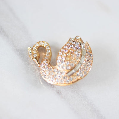 Graceful Like a Swan Brooch by Swarovski - Vintage Meet Modern Vintage Jewelry - Chicago, Illinois - #oldhollywoodglamour #vintagemeetmodern #designervintage #jewelrybox #antiquejewelry #vintagejewelry