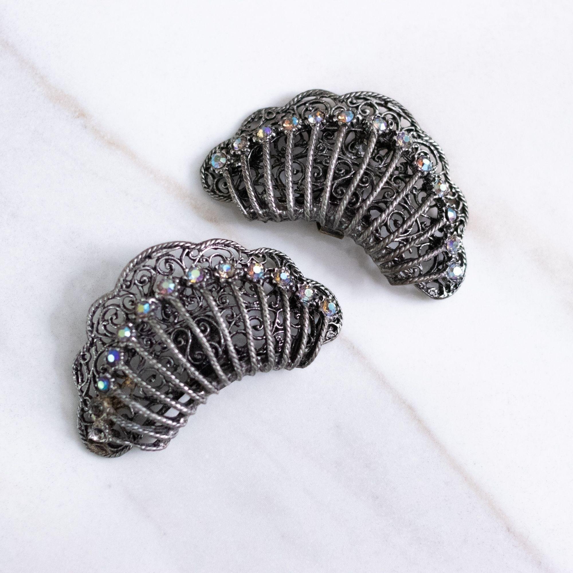 Vintage Fan Shape with Aurora Borealis Silver Shoe Clips by Unsigned Beauty - Vintage Meet Modern Vintage Jewelry - Chicago, Illinois - #oldhollywoodglamour #vintagemeetmodern #designervintage #jewelrybox #antiquejewelry #vintagejewelry