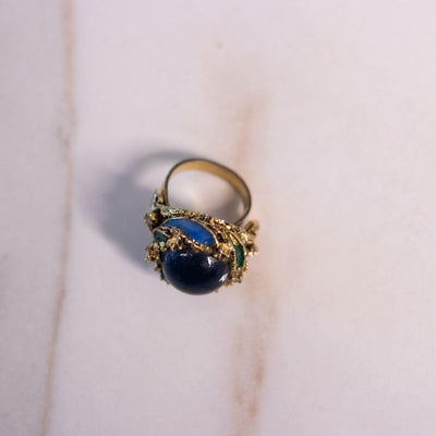 Vintage Blue Glass Cabochon Rhinestone Statement Ring by Unsigned Beauty - Vintage Meet Modern Vintage Jewelry - Chicago, Illinois - #oldhollywoodglamour #vintagemeetmodern #designervintage #jewelrybox #antiquejewelry #vintagejewelry