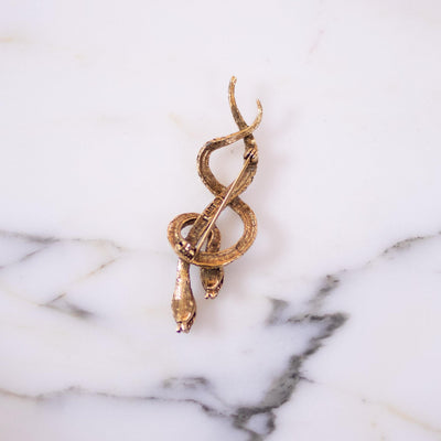 Vintage ART Mode Double Serpent Brooch by Art Mode - Vintage Meet Modern Vintage Jewelry - Chicago, Illinois - #oldhollywoodglamour #vintagemeetmodern #designervintage #jewelrybox #antiquejewelry #vintagejewelry
